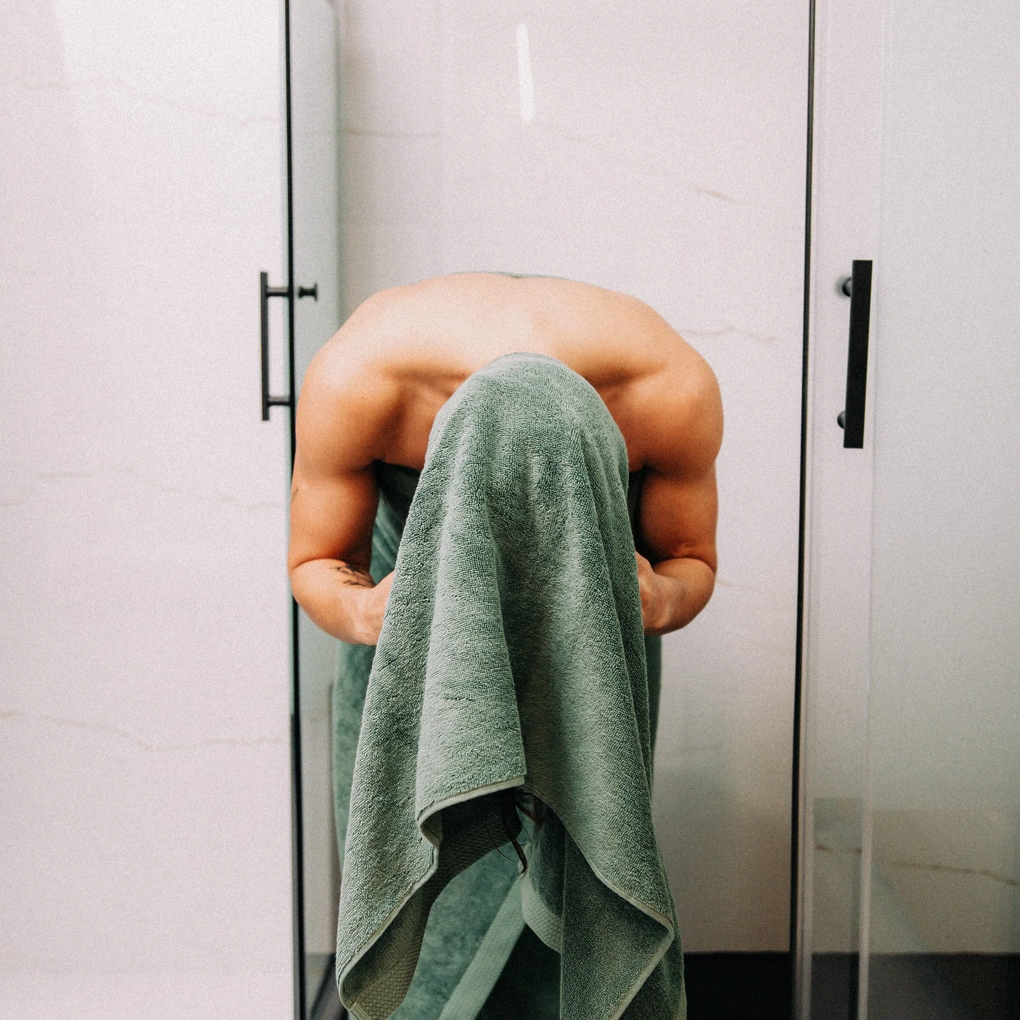 Delux 4-Piece Towel Set