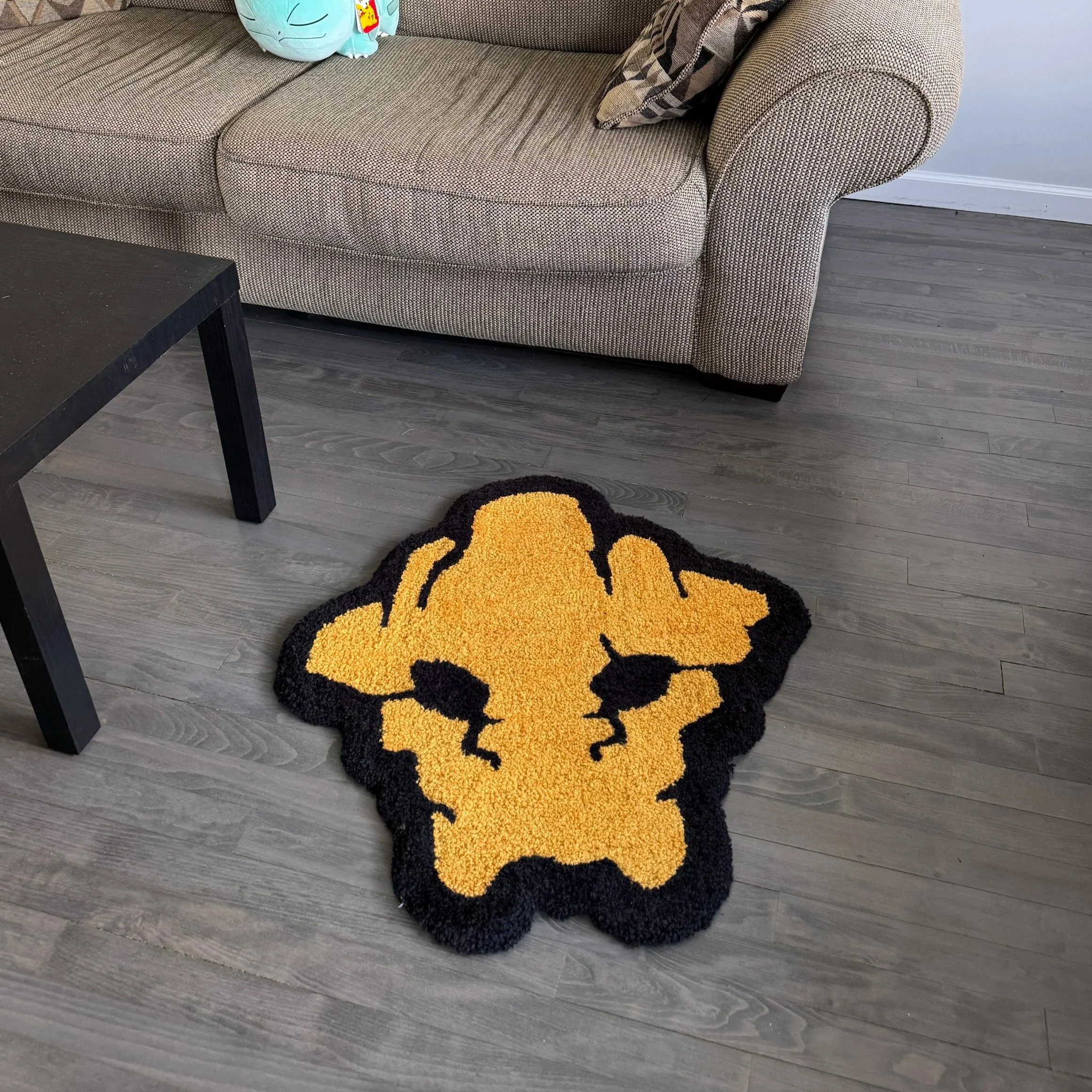 Bionicles Mask Handmade Rug – 3ft by 2ft Acrylic Yarn