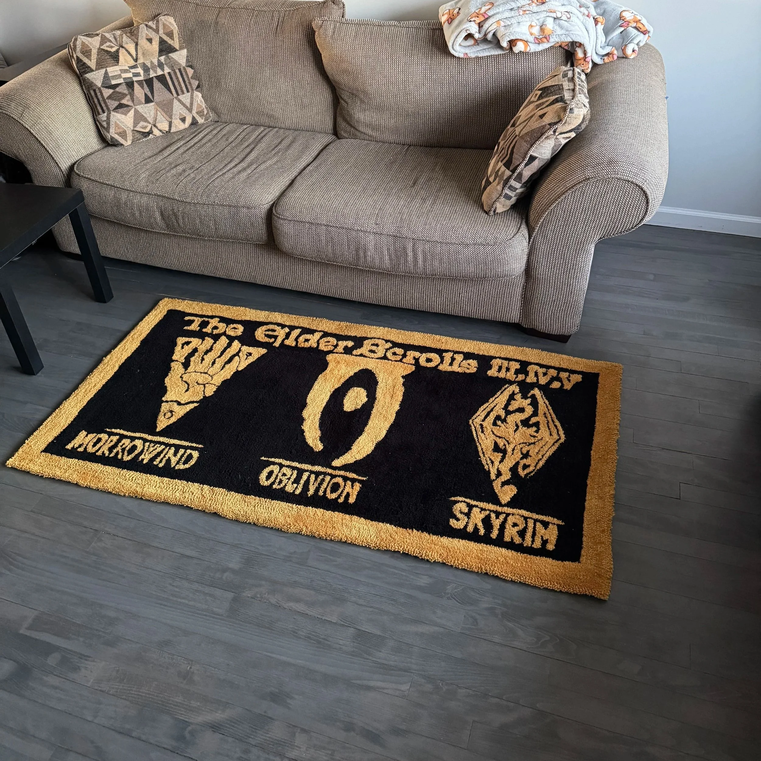 The Elder Scrolls Handmade Rug – 5ft by 3ft Acrylic Yarn