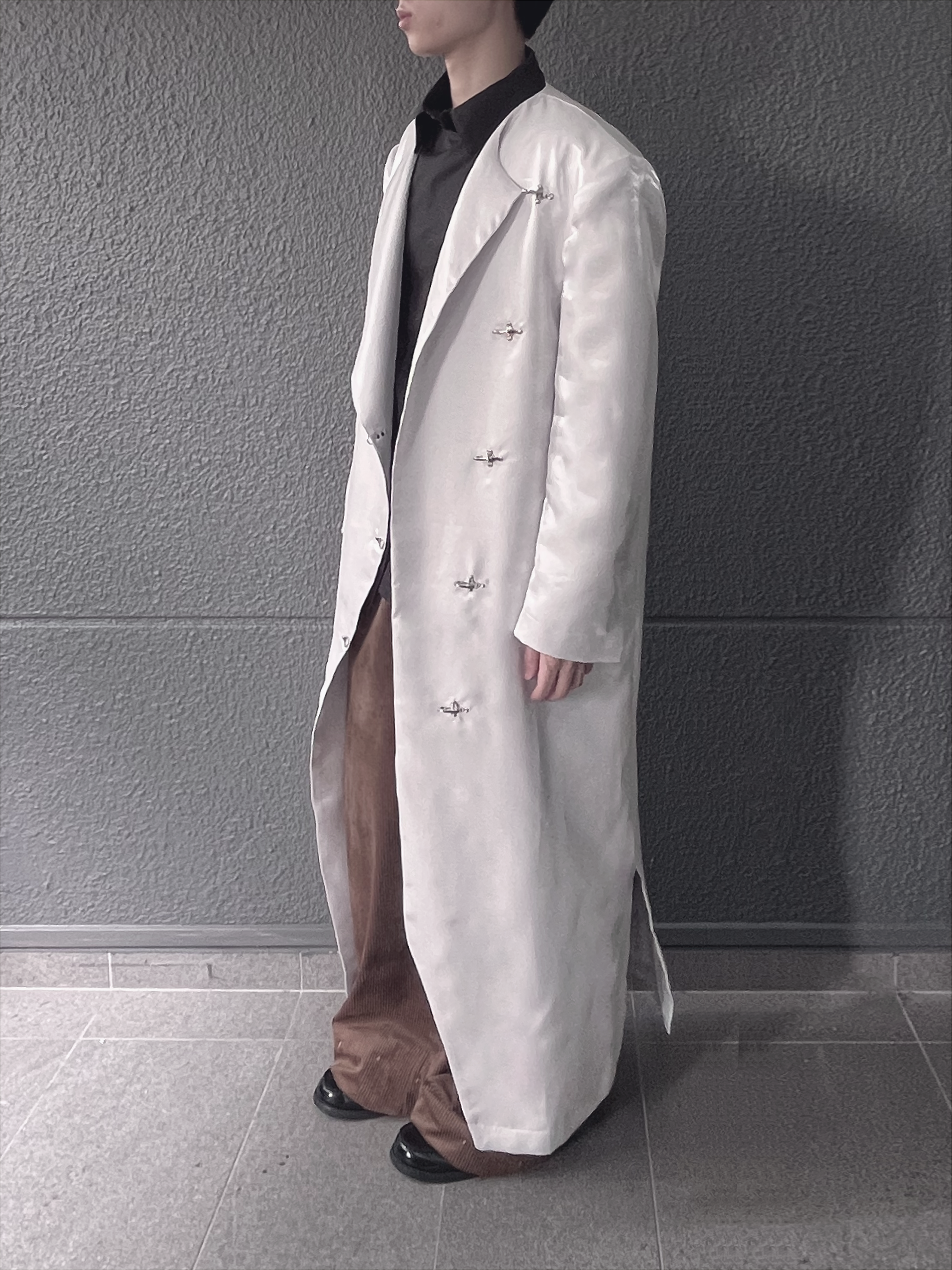 22.08.25 - Alaric Coat 45.png