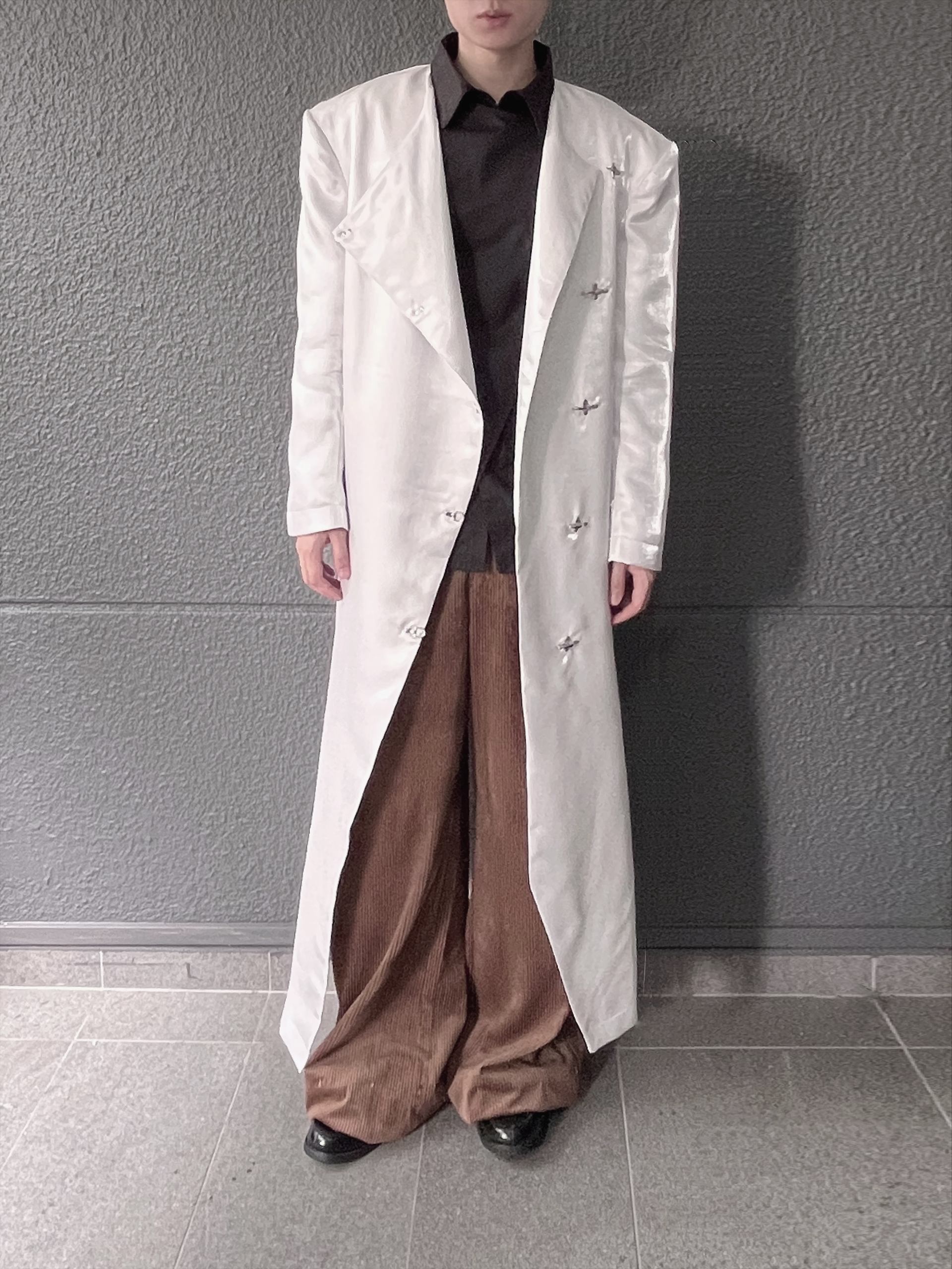 22.08.25 - Alaric Coat Front.png
