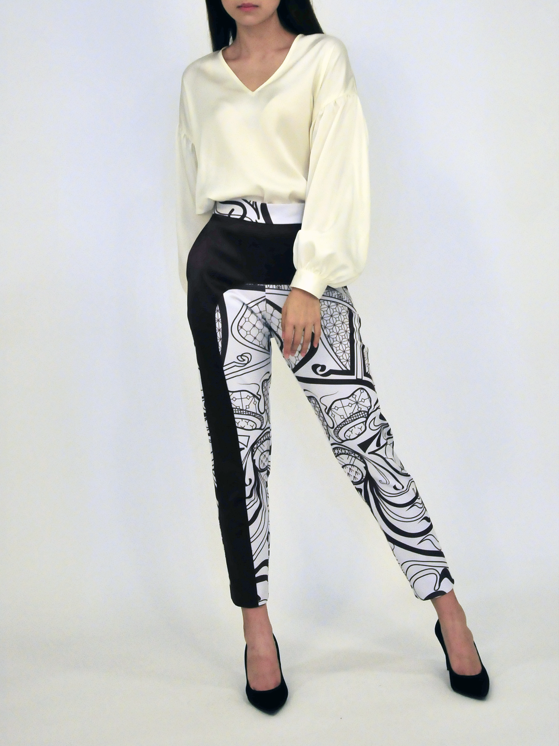 26.09.25 - Victoria Top + Ophir Pants 003.png