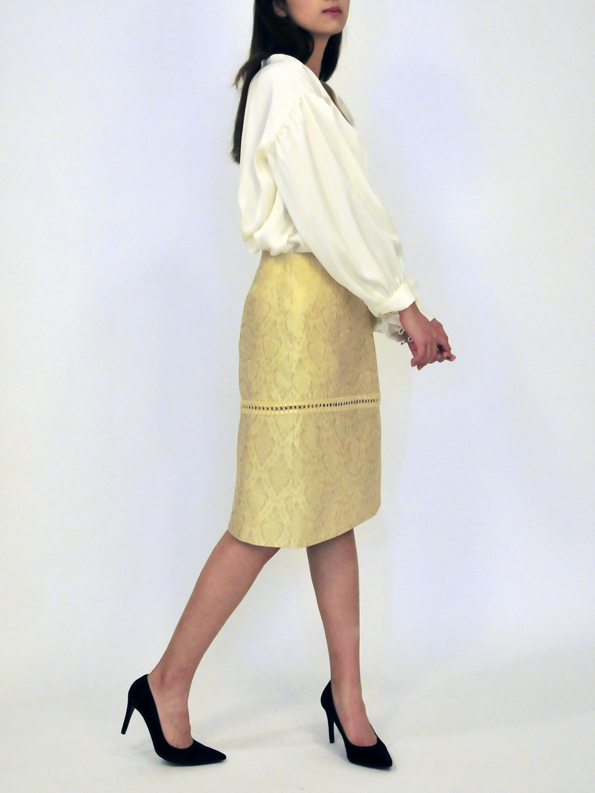 26.09.25 - Victoria Top + Ann Skirt 002.png (Copy)