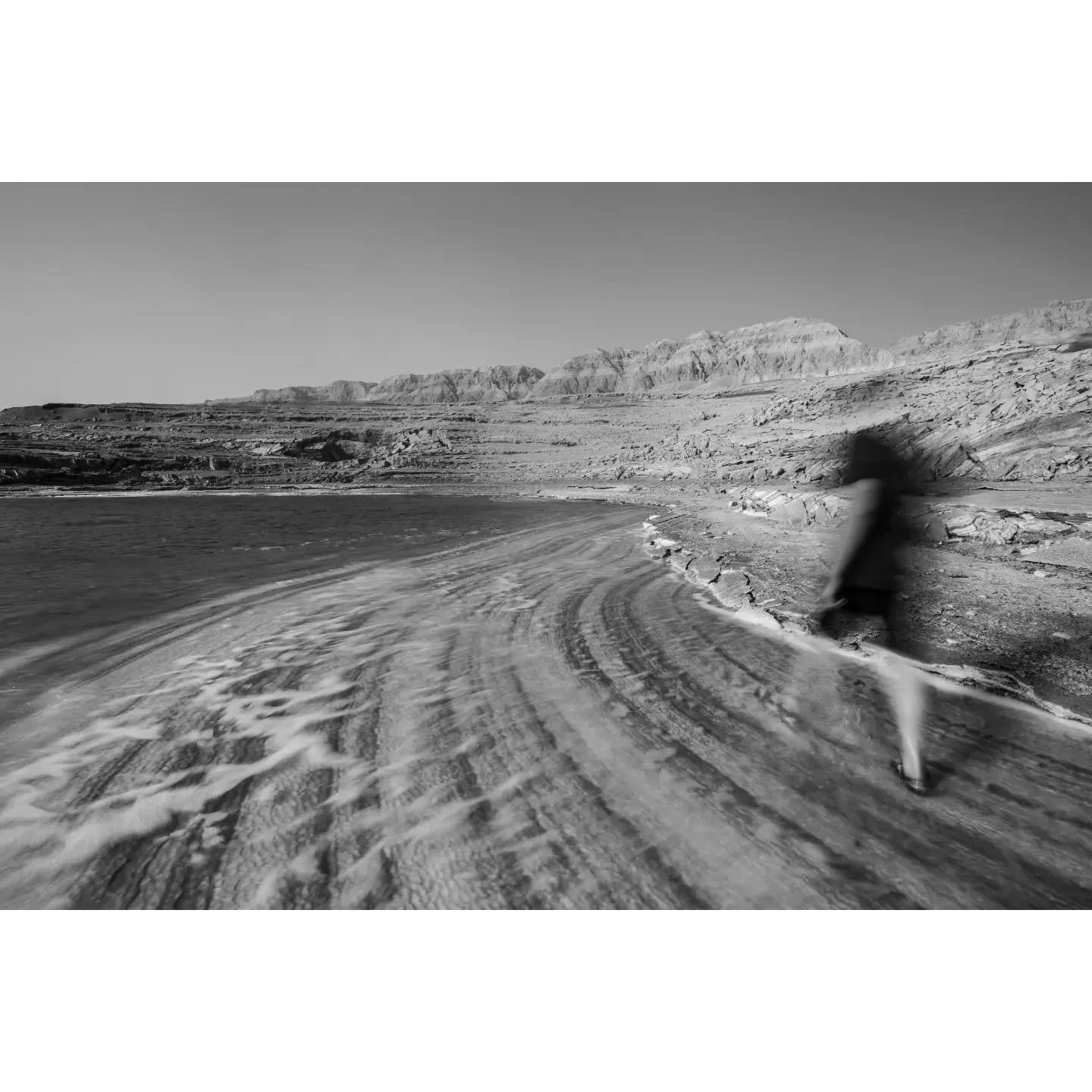 Improvise, Adapt, Overcome
אין עננים? נאלתר
אף פעם לא ממש הסתדרתי עם צילומי נוף בלי עננים, אבל אני דווקא מרוצה ממה שיצא פה
.
צולם בים המלח ביום נטול עננים אי שם באוקטובר
.
#yedioth #instagram_israel #all_israel #LOVES_ISRAEL #VisitIsrael #inspiredbyi