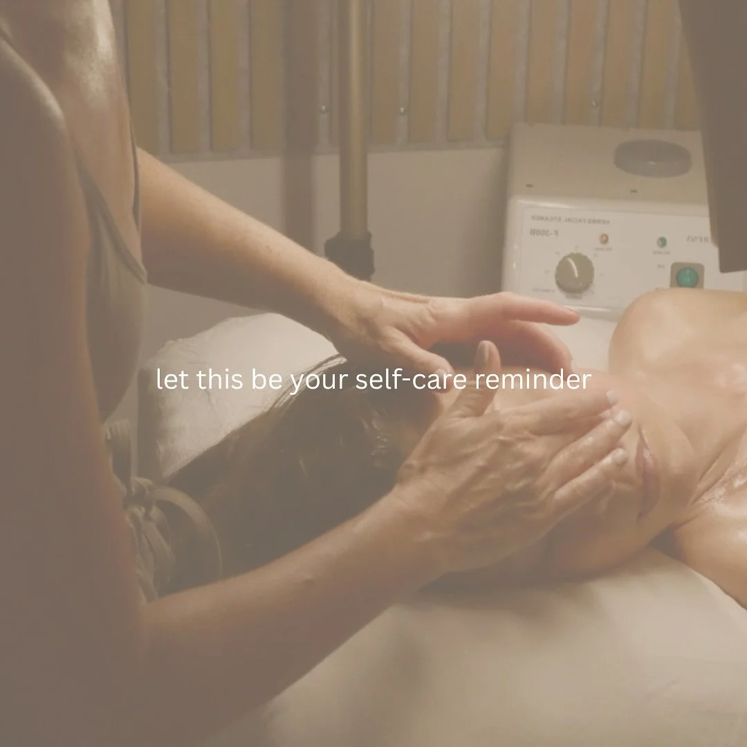 You can&rsquo;t pour from an empty cup &mdash; but you can glow from a hydrated one!

#columbusfacialist #skincare #selfcare #facialist