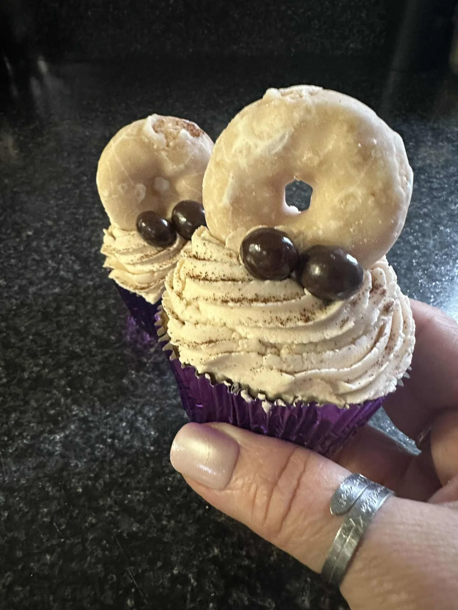 6 pk Coffee & Donuts Cupcake
