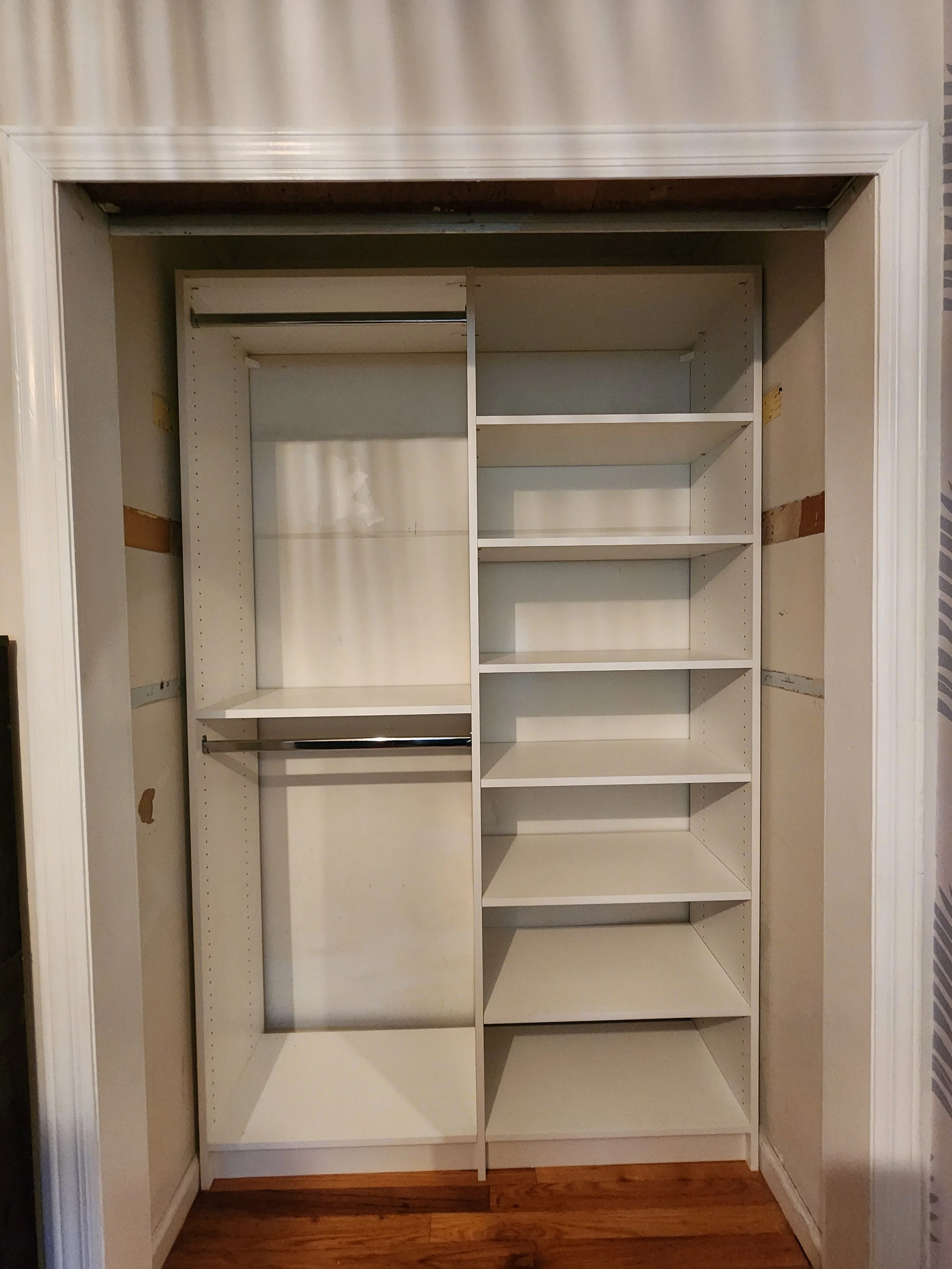 Reach-In Closet
Roxbury, NJ