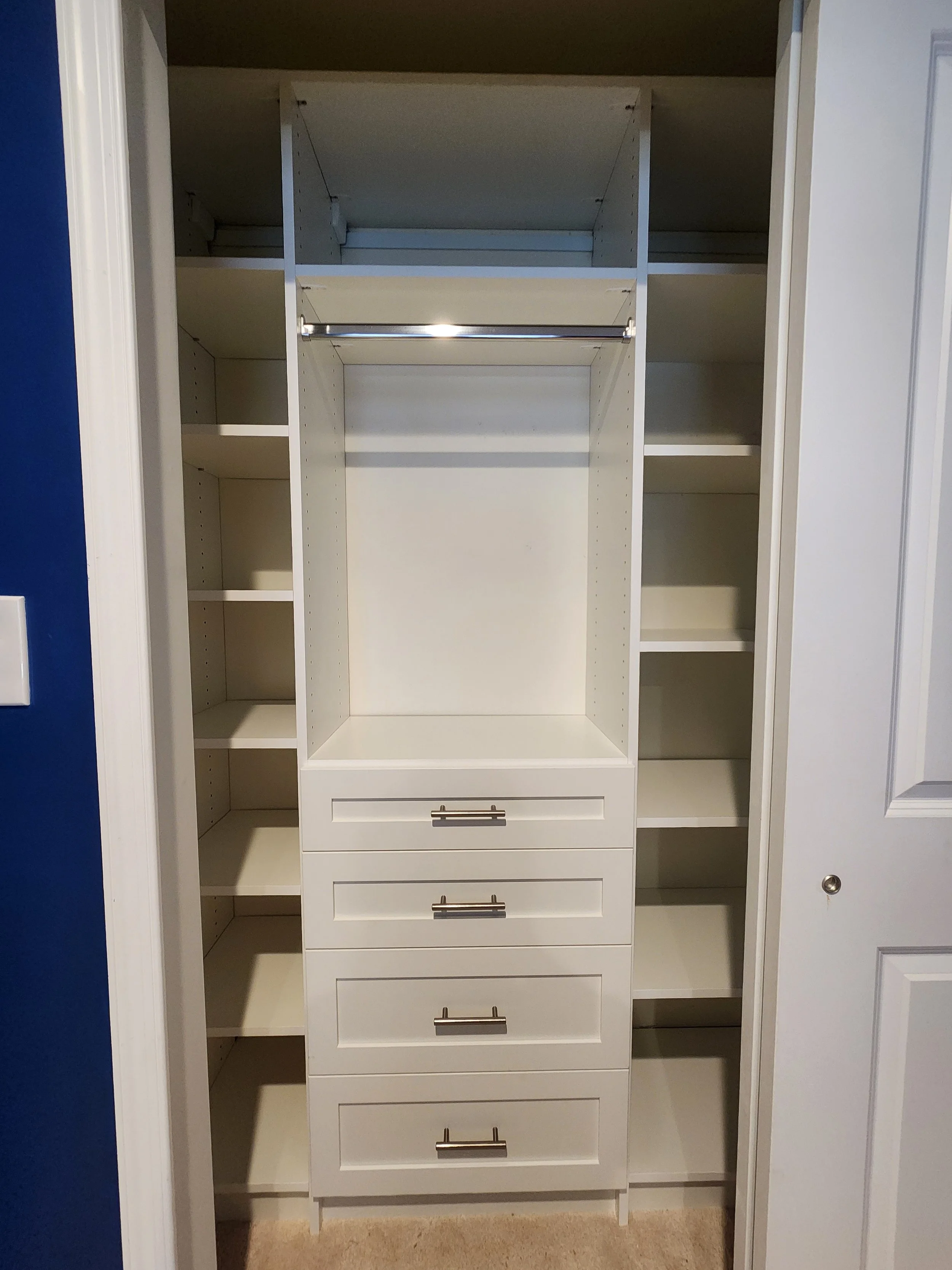 Reach In Closet - Budd Lake, NJ