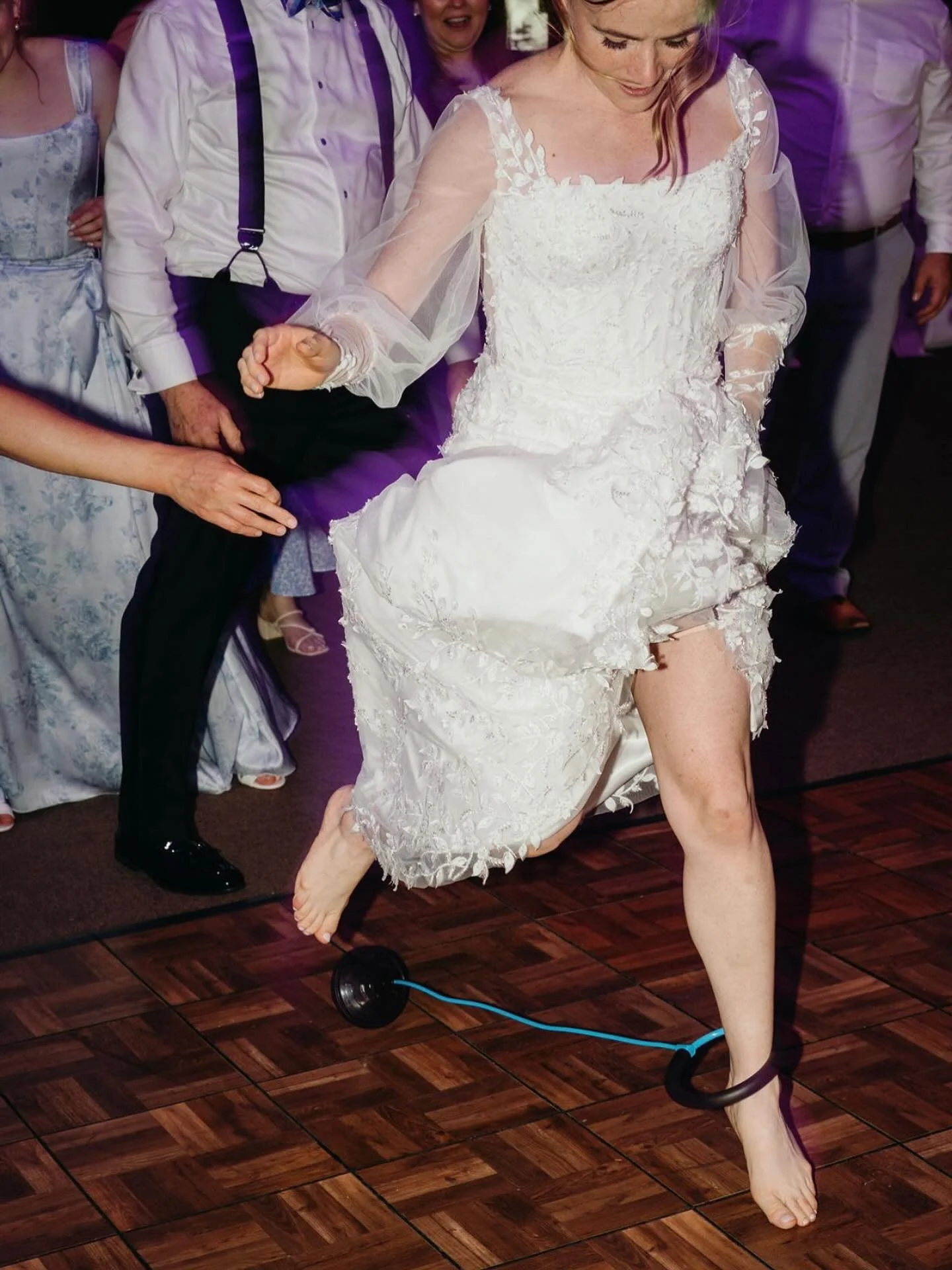 skipping into fall wedding season like 💃

also, skip-it&rsquo;s are now the bar we&rsquo;re setting for the dance floor. @alidoughty your friends are genius. 

📸: @sweetwaterportraits 

#fallwedding #weddingseason #weddingplanner #weddingcoordinato