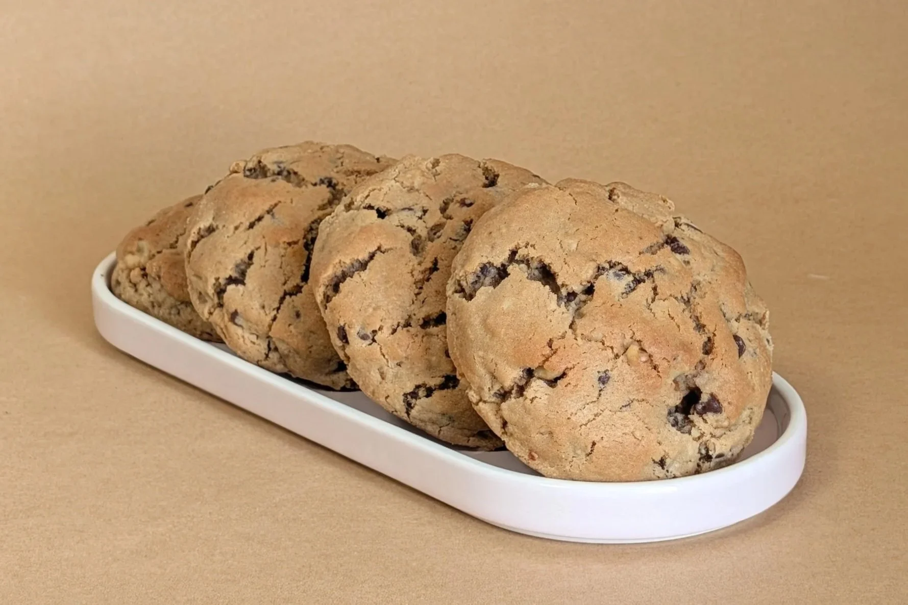 Chocolate Chip & Walnut Cookies - 4 Cookies Gift Box
