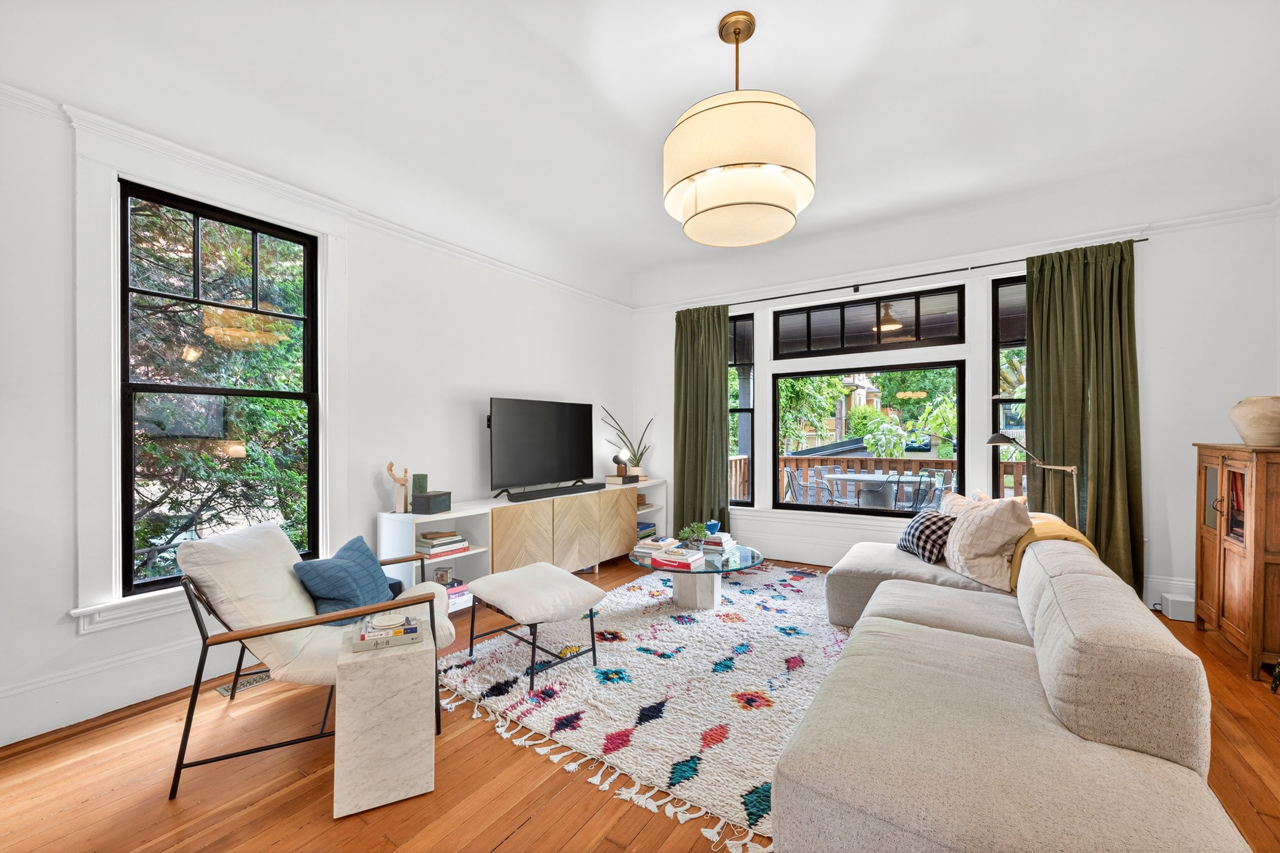 Sellwood-Westmoreland Real Estate Photography: Showing Off Portland's Bungalow Belt