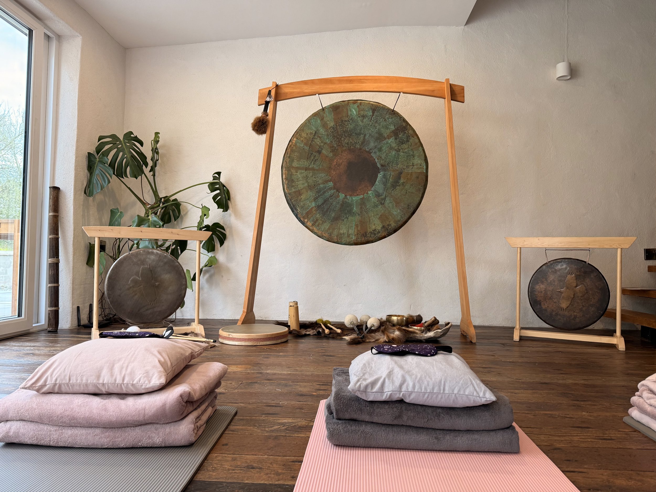 soothing evening Gong Bath