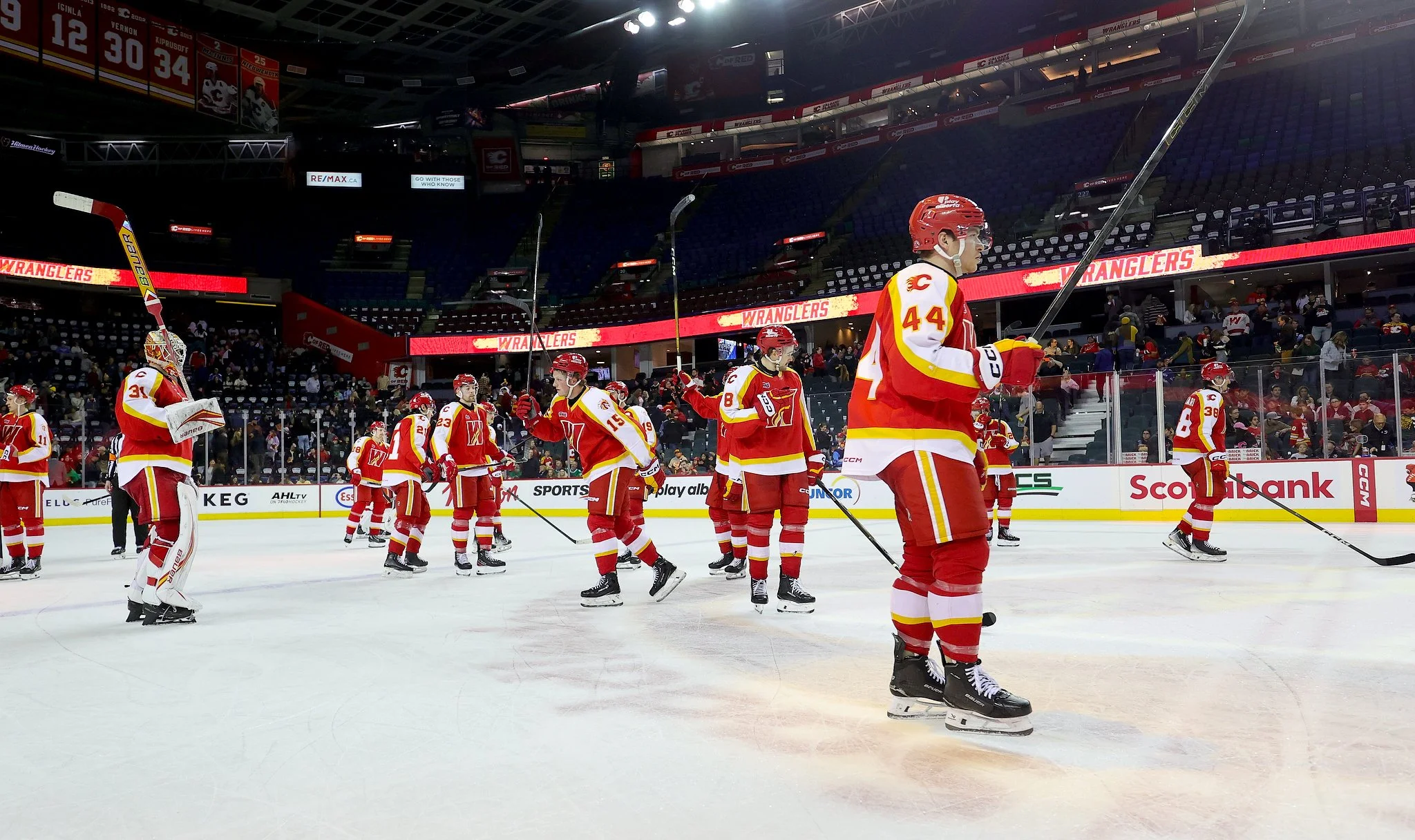 Wranglers rally from 4-0 down to beat Eagles 7-5 in finale