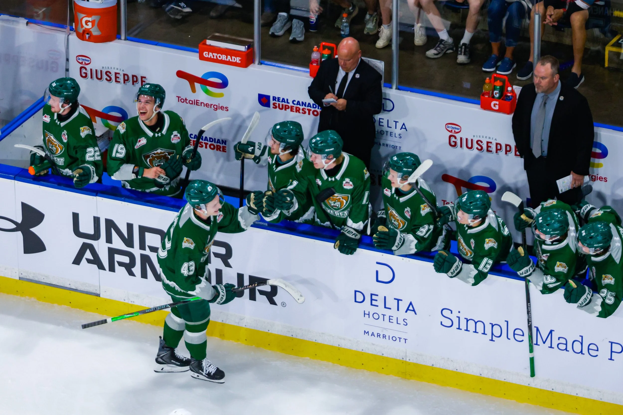 Silvertips eliminate host Rockets, advance to Memorial Cup semifinal