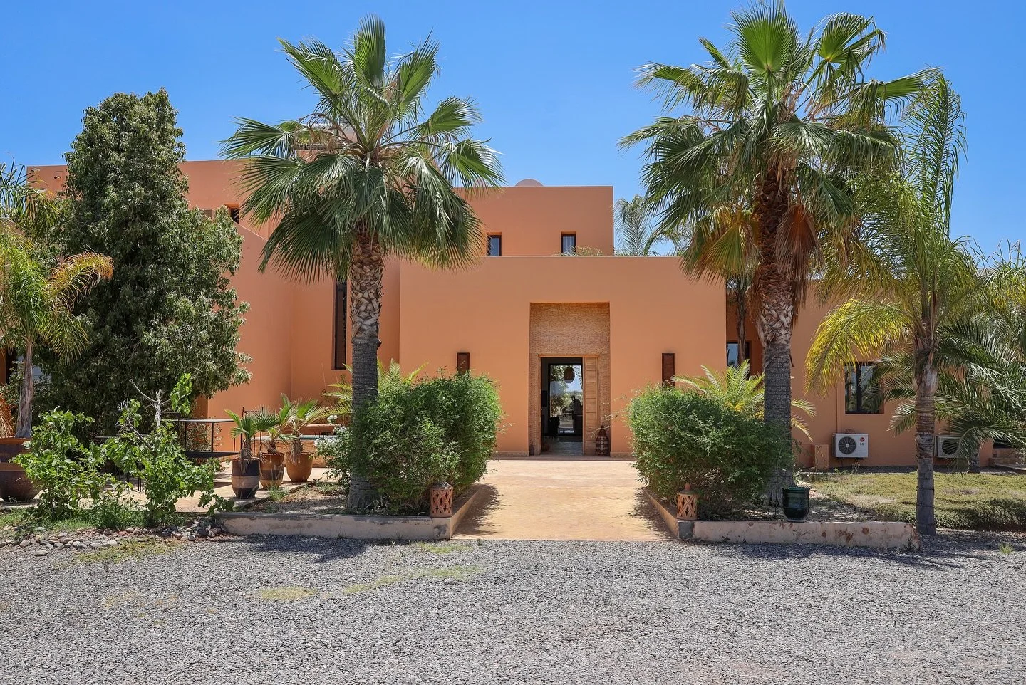 ❄️ L&rsquo;hiver a laiss&eacute; place &agrave; la magie&hellip;
 Sous le soleil de Marrakech, le Domaine Hayati s&rsquo;&eacute;panouit. Les fleurs dansent, les arbres chantent, et chaque recoin respire la beaut&eacute; de l 🌸🌿

Venez d&eacute;cou