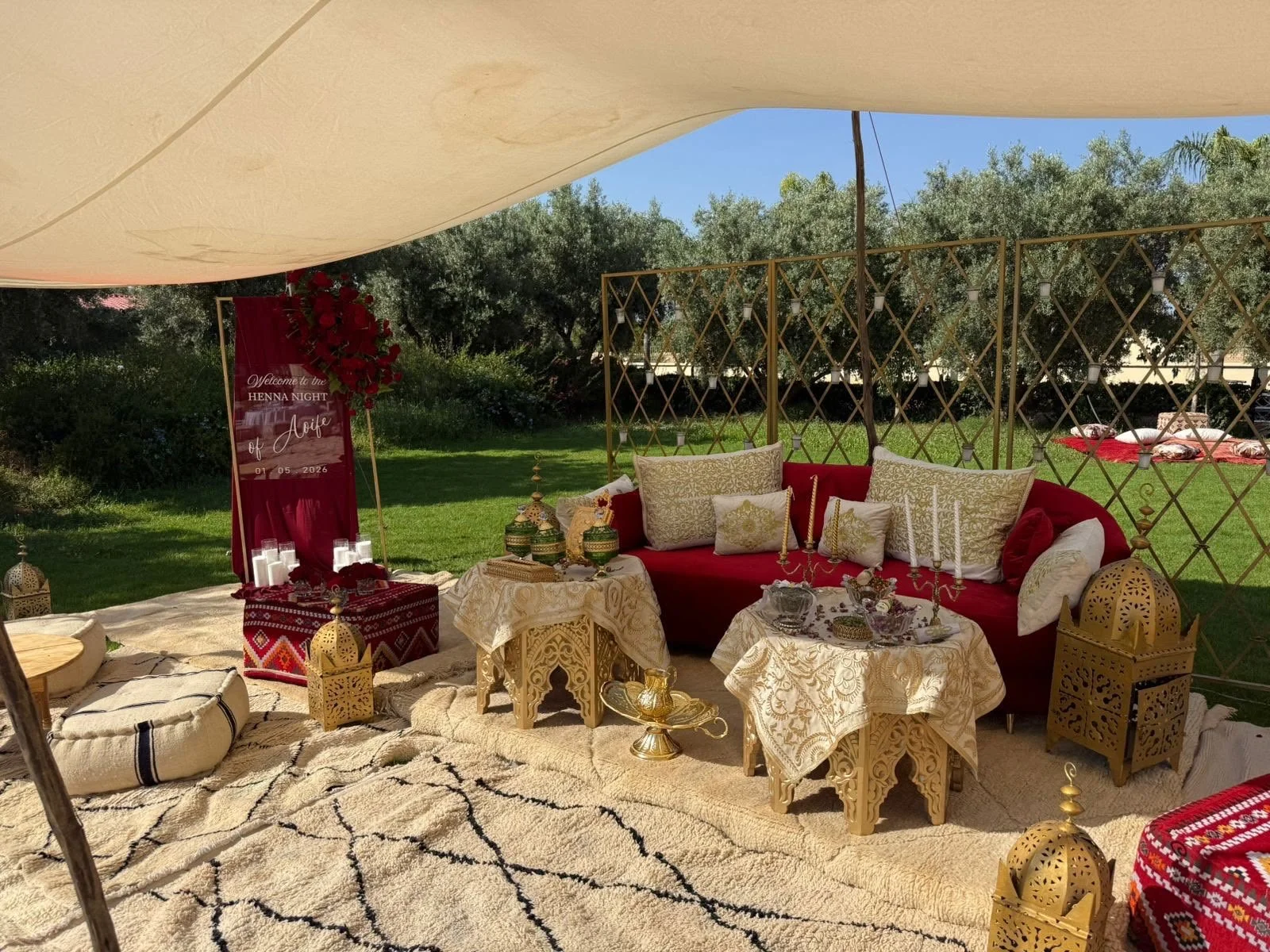salon-henna-night-tente-marocaine-domaine-hayati-marrakech.jpg
