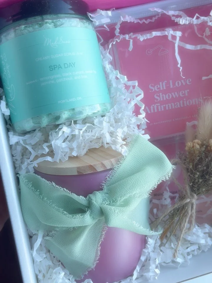 Check out some of the cutest gift boxes from this week! ✨

💓Wellness and Self-care Boxes
🍰Birthday Boxes
🍪Assorted Snack Boxes

COMING SOON! Valentine&rsquo;s Day boxes! ❤️✨

#giftbox #giftboxes #gifting #birthdaygifts #valentinesdaygift #selfcare