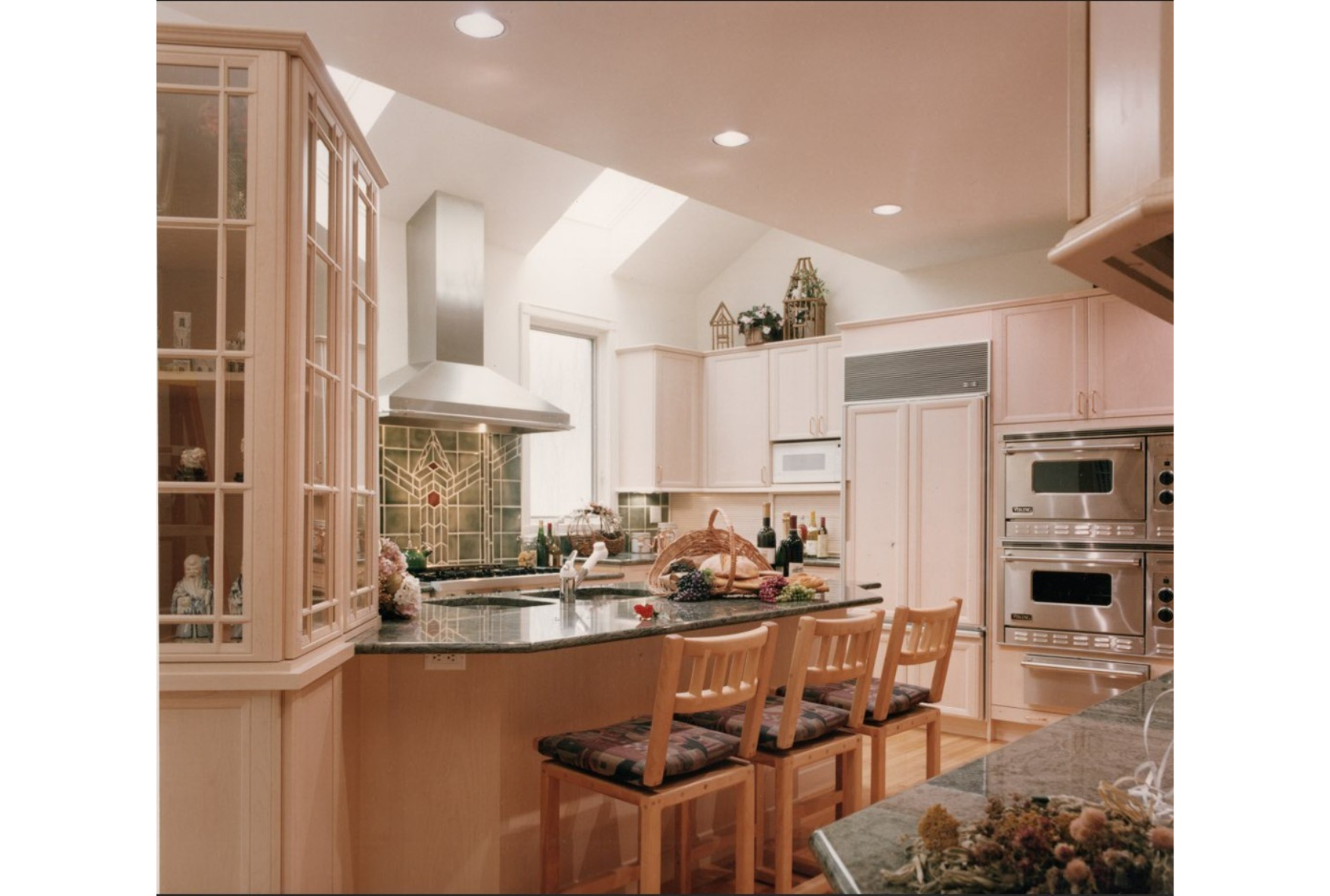 Gallery Kitchen C 0072 Green Backsplash 2.png