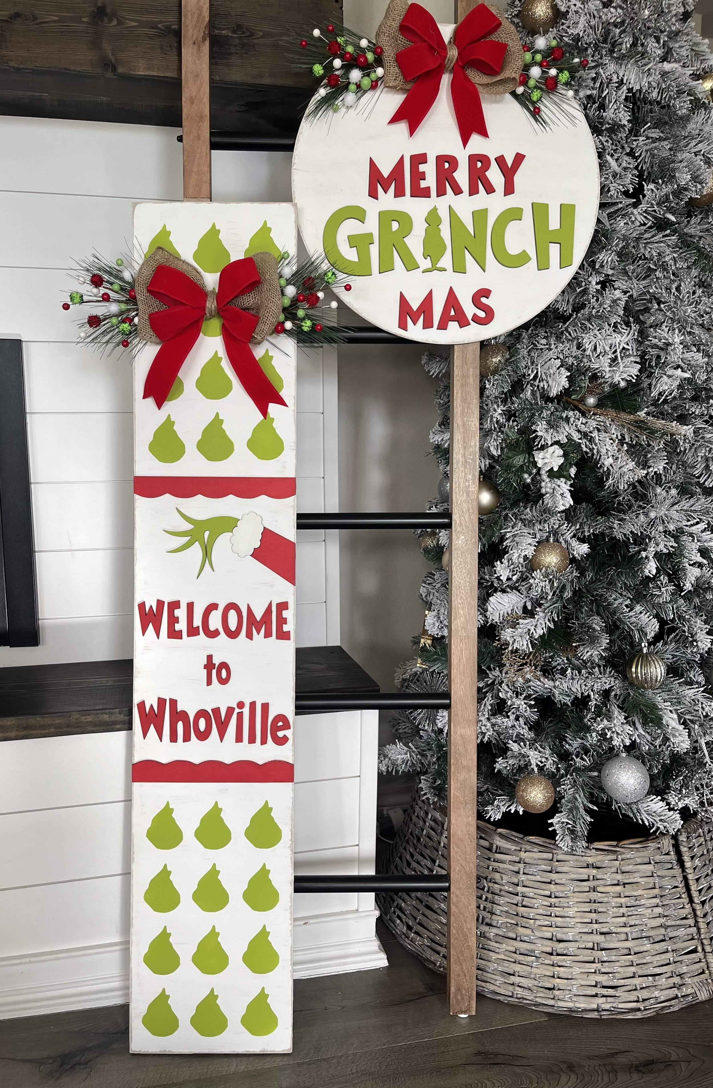 Merry Grinchmas Porch Set  / CHRISTMAS
