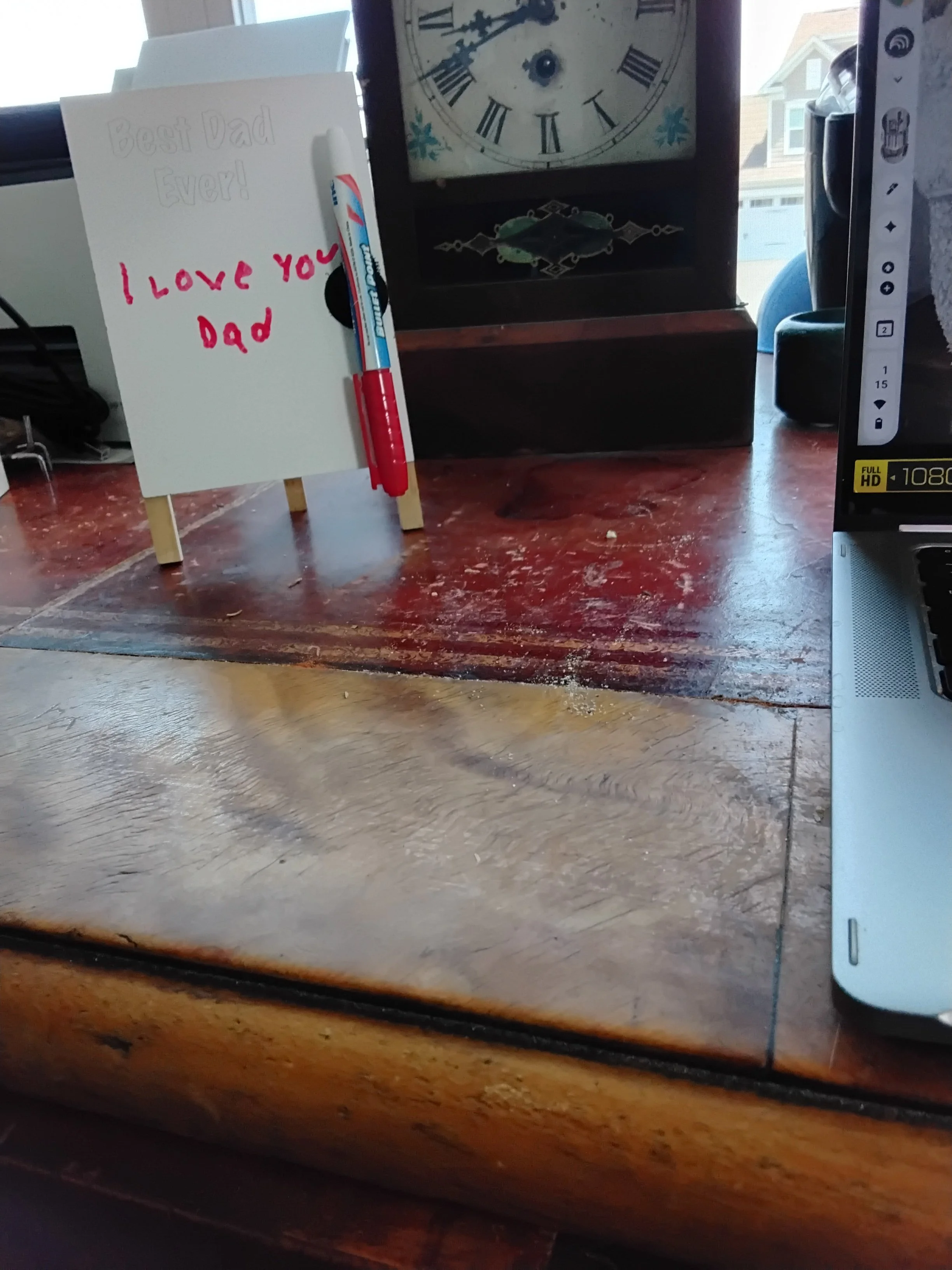 dad messageboard on desk.jpg
