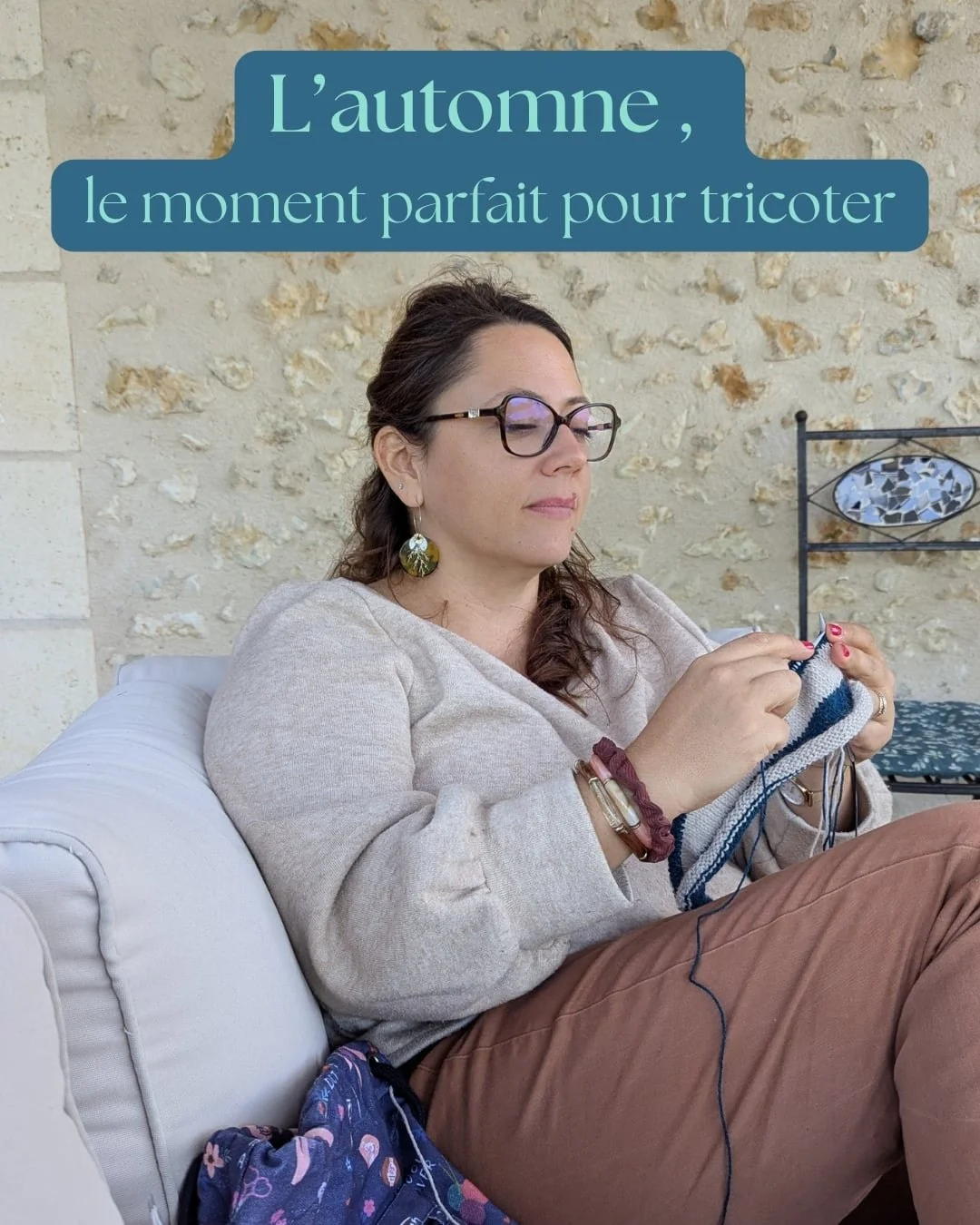 Le retour du tricot, tout en douceur.
Un effet mode, passe-temps ou activité dépassée ? Pour moiw un moment de relaxation tout simplement. #automne🍂 #AutumnEssentials #autumn #tricotaddict #tricoter #tricoterapista💆🏻‍♀️ #