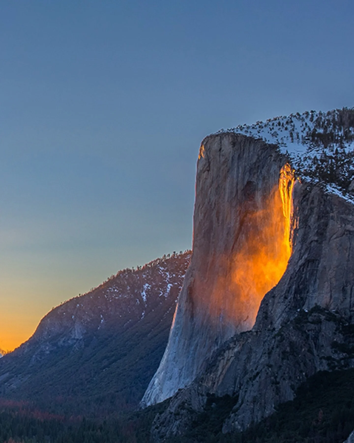 ✨ 2-Night Gather Yosemite Giveaway &mdash; Firefall Season Edition ✨
We&rsquo;re giving away a 2-night stay at Gather Yosemite, our newly renovated modern A-frame tucked in the Pine Mountain Lake community, in Groveland, CA &mdash; and this time, we&