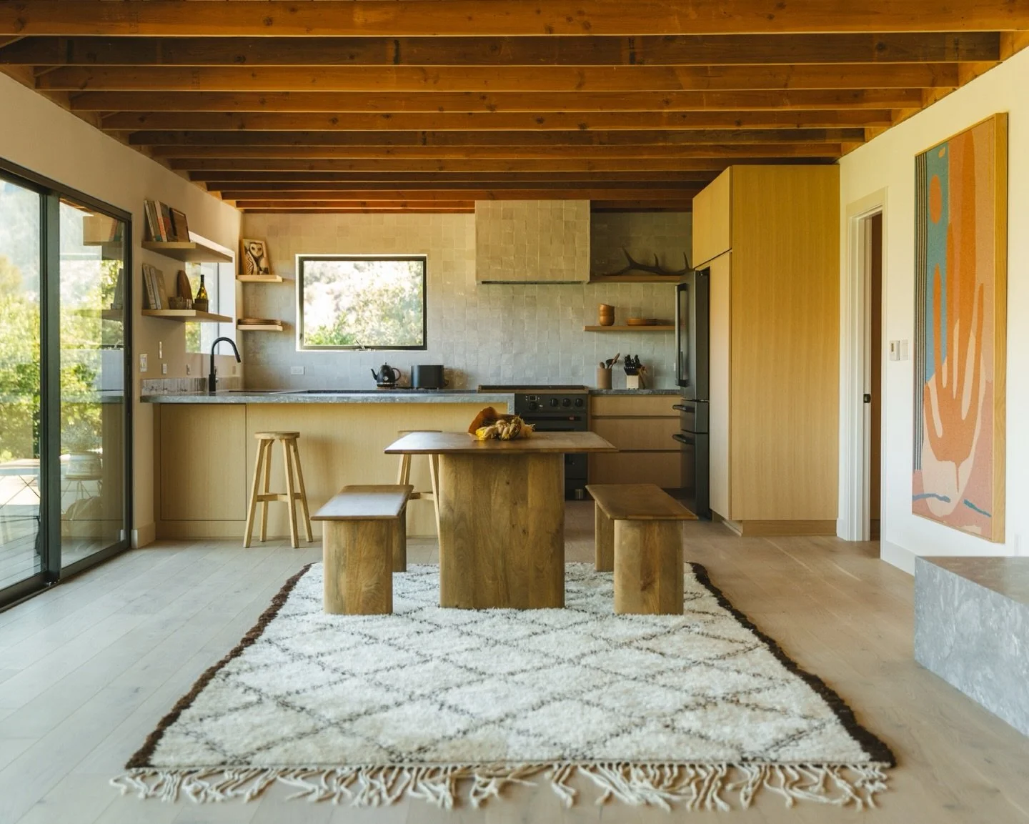 The kitchen at The View House ✨

Our Ojai fixer project that sold off market last year still has our hearts. The detail and care that went into the design process is 🤌

Our newsletters are full of details and insight into our design process and idea