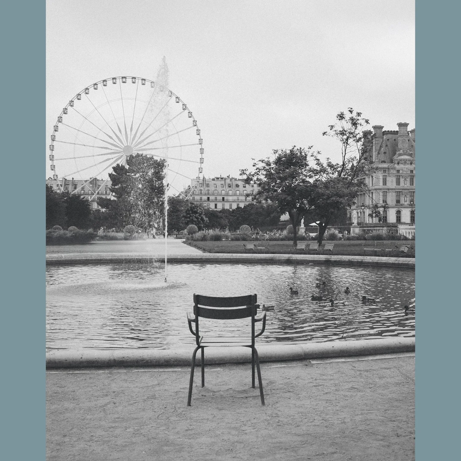 Chairs of Paris - Edition 1-web.jpg