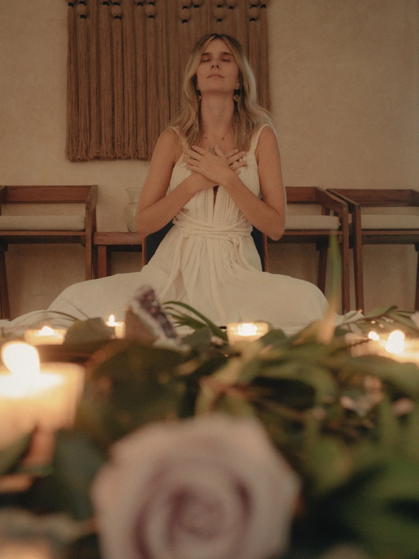 Throwback to She who remembers 🌹

Diving into the last days of this year with a heart full of gratitude &amp; inspiration. 

Creating spaces for woman to heal &amp; grow together has been a big part of my mission &amp; I can&rsquo;t wait to open the