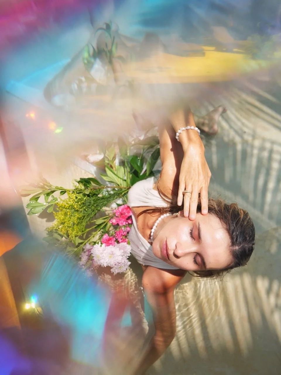 🦋 How do we give birth to an authentic vision in the age of constant distraction? 

We are living in a time where &ldquo;authenticity&rdquo; is going through a filter of correction before being brought to life.
Ideas &amp; projects can be birthed in