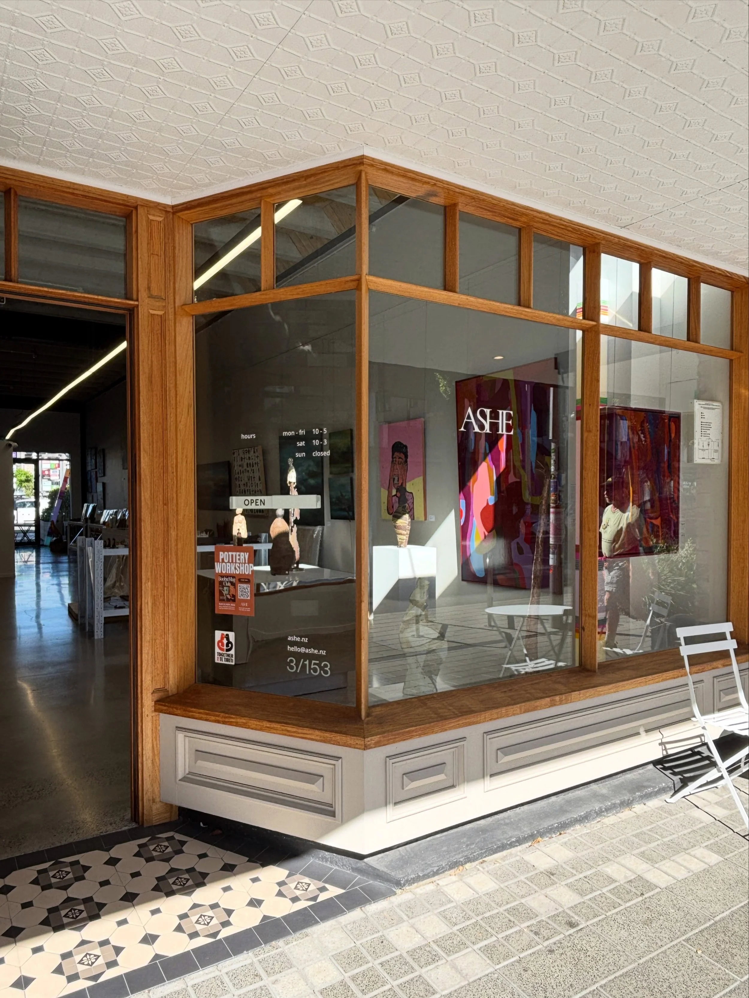 Open today 10-2
 
Plenty of beautifully handcrafted objects and original artworks to help you feel inspired. Pop in and visit!
 
📍153 High Street Ōtautahi
#supportlocal #supportsmallbusiness #toiotautahi #christchurchnz #nzartgallery
