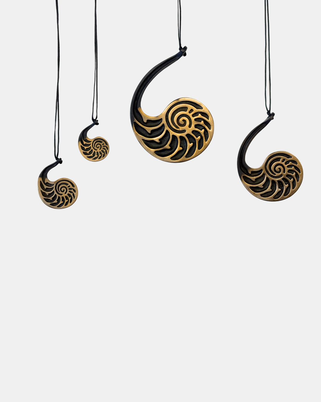 Hanging Bronze - Nautilus