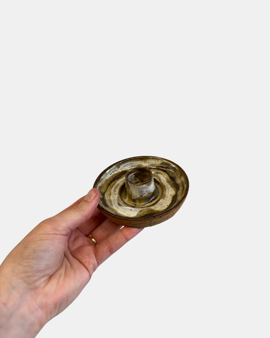 Fluid Pottery handmade in Christchurch with New Zealand clay (2).png