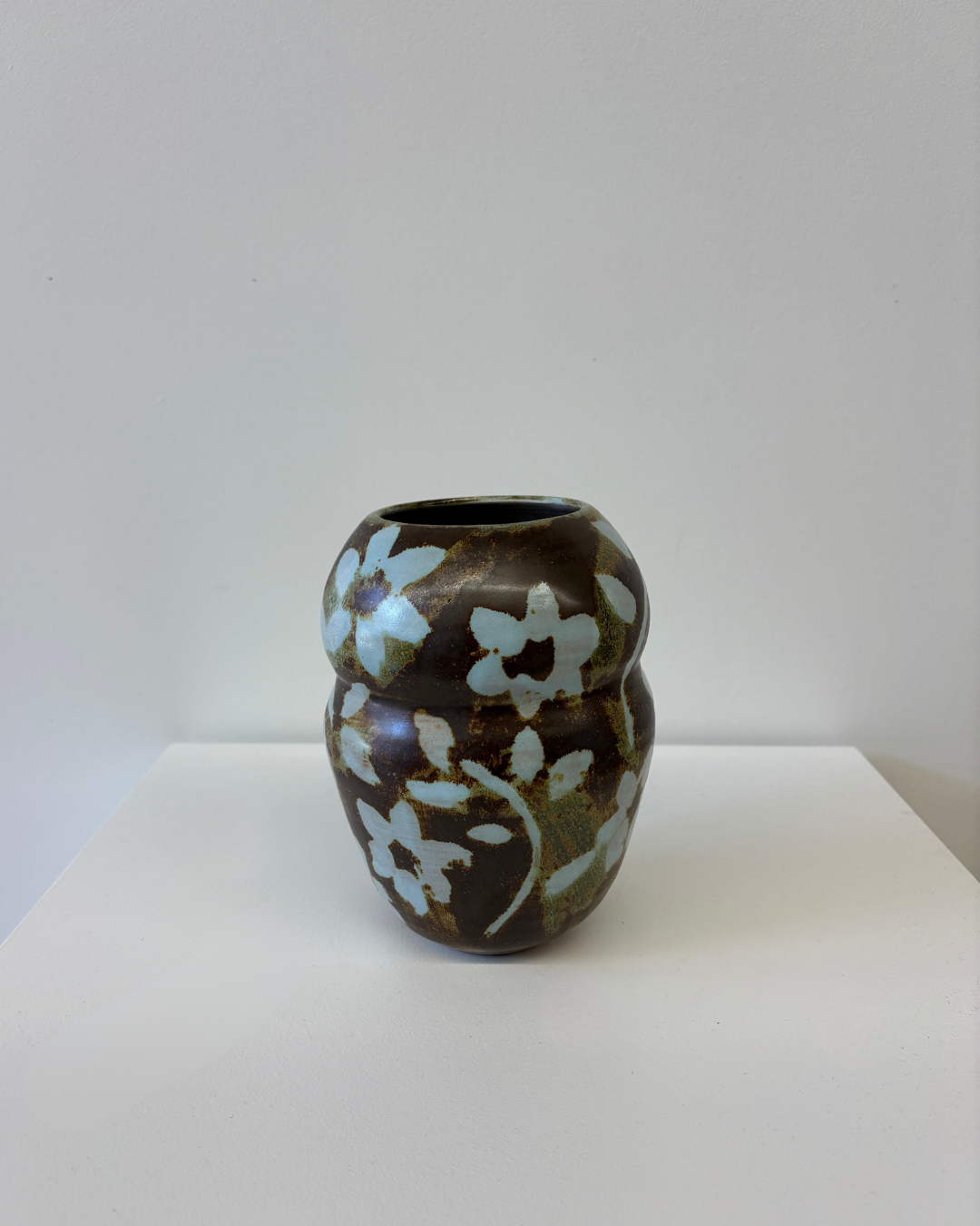 Flora Vessel 01