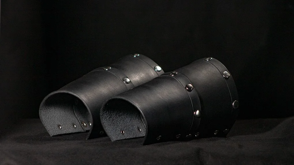 Merc_Half_Vambrace_Side.jpg