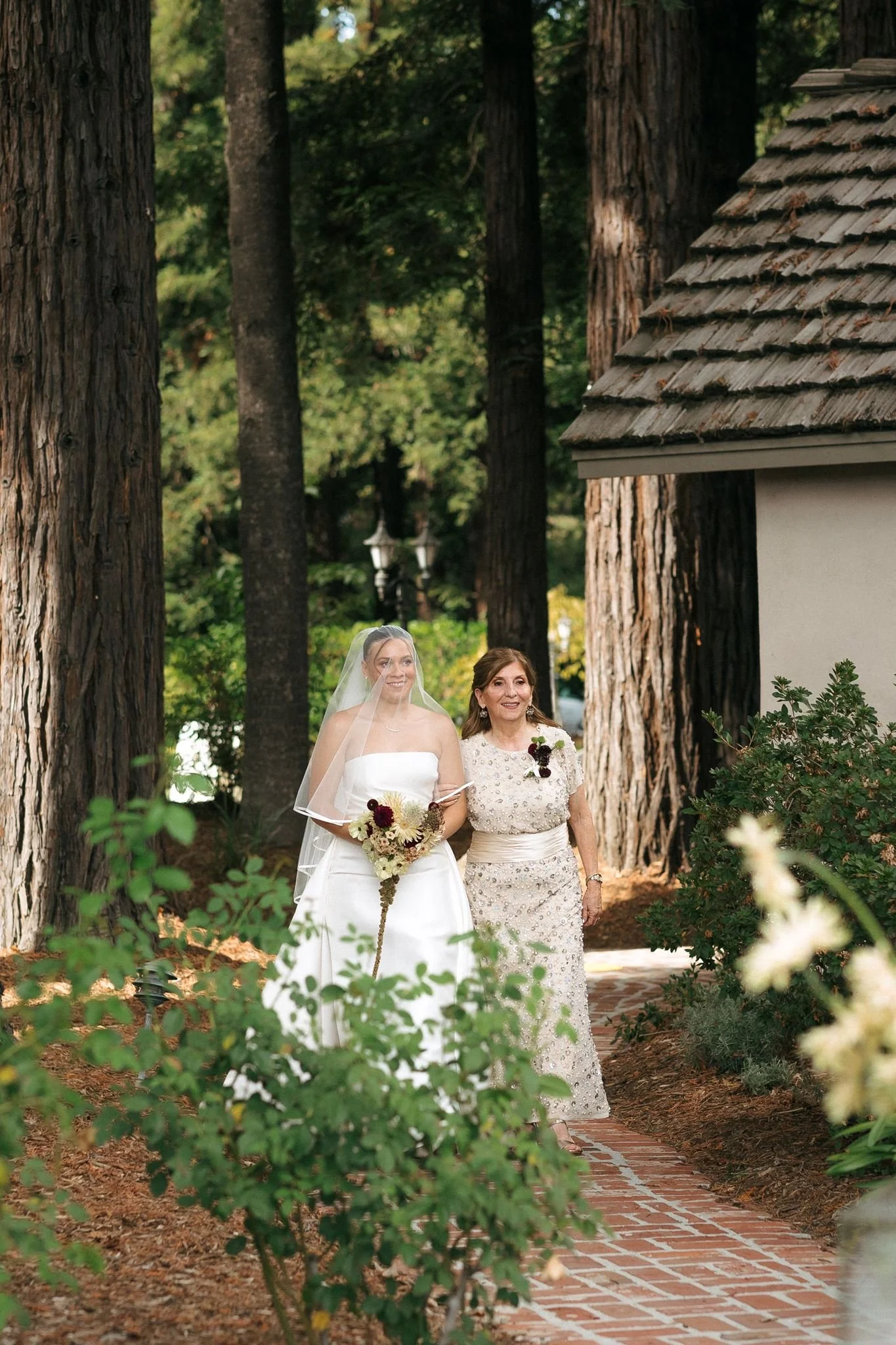 jessica-and-sam-wedding-preview-84.jpg