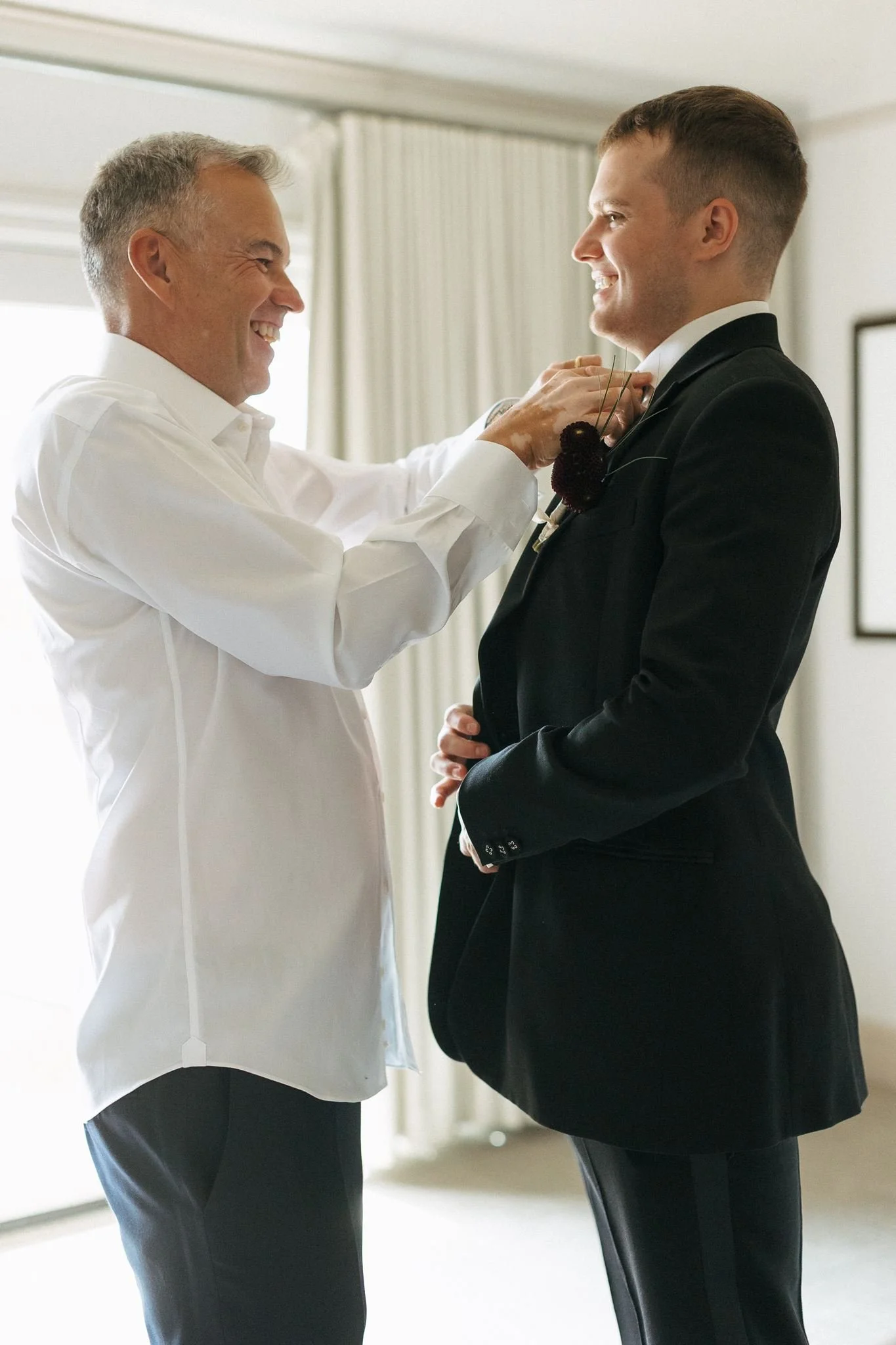 jessica-and-sam-wedding-preview-48.jpg