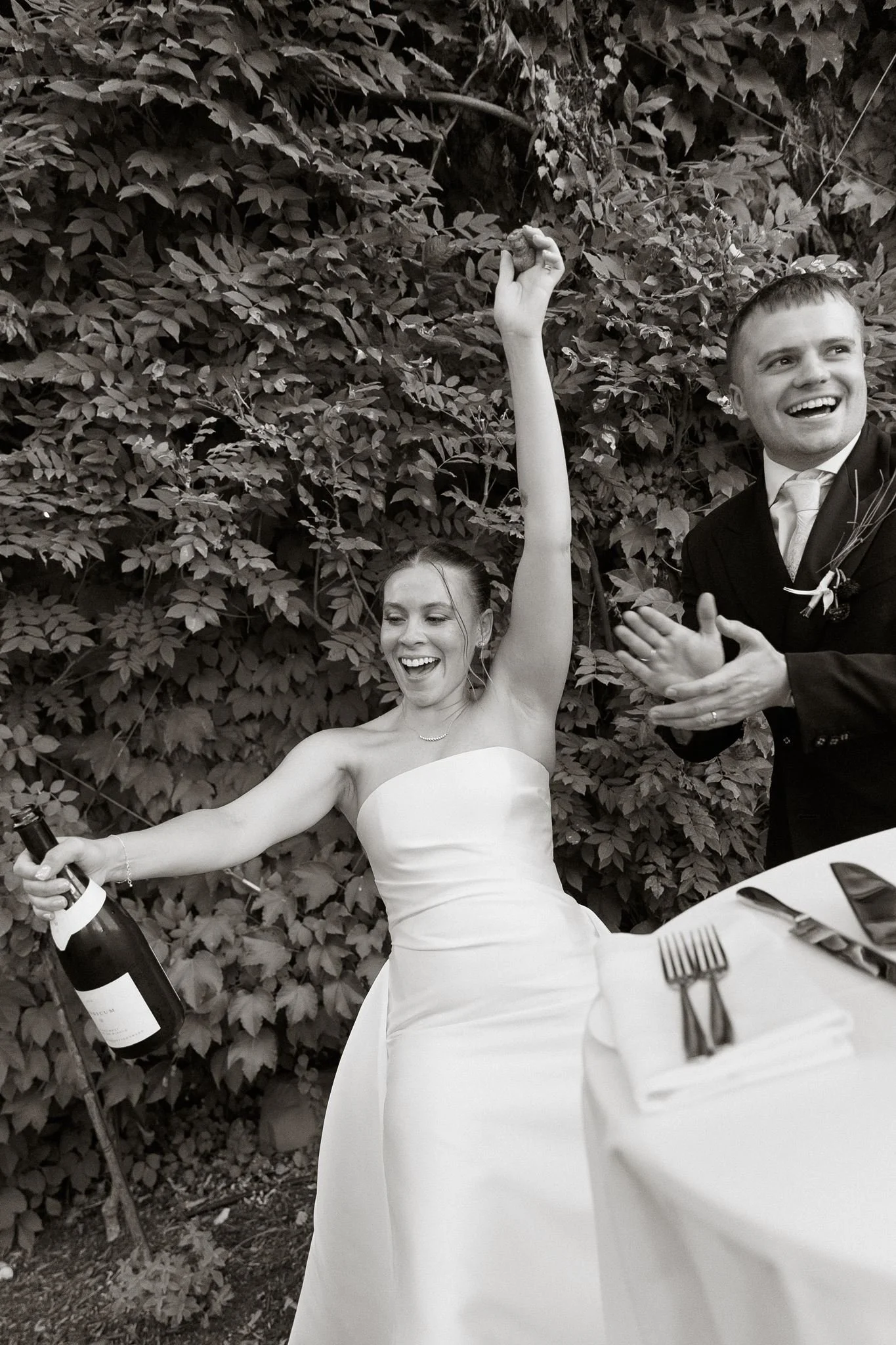 jessica-and-sam-wedding-preview-175.jpg