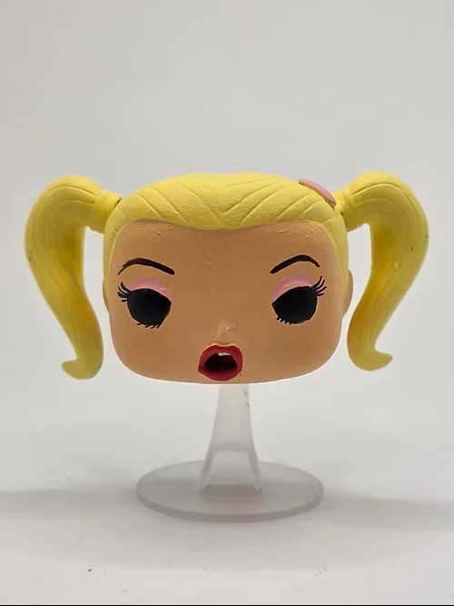 Custom samantha vinyl figure from u/mistyfigs