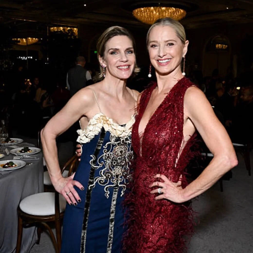 Rhea Seehorn and Katherine LaNasa at the 2025 ELLE Women in Hollywood Celebration held at the Four Seasons Beverly Hills on November 17, 2025 in Los Angeles, California. 

(Photo by Gilbert Flores/Variety via Getty
Images)

#katherinelanasa #rheaseeh