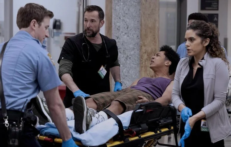 New episode stills from @johnwellsproductions for tonight&rsquo;s episode.

Picture Credit: @warrickpage , The PITT, Warner Brothers Studios, HBO Max

#thepitt #warnerbrothersstudios #hbomax