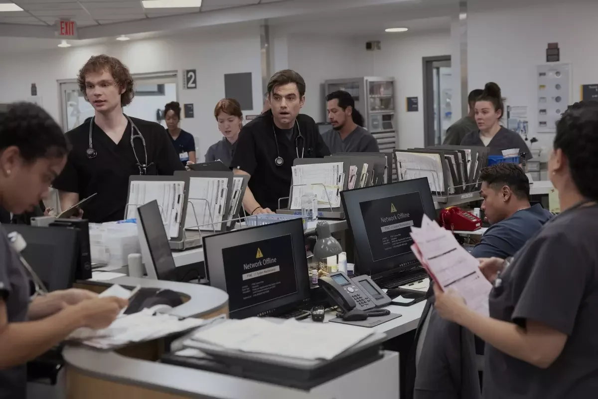 As ‘The Pitt’ suffers a digital meltdown, a human with analog experience saves the day