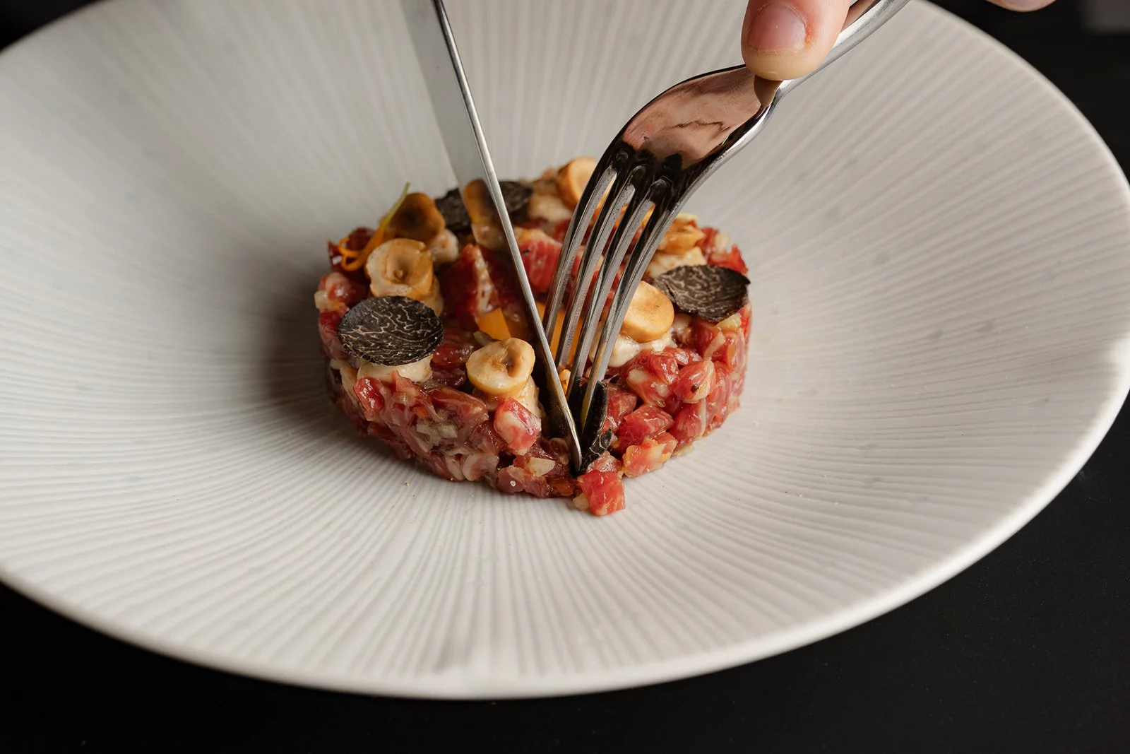 OlliesItalian_024-07_MenuWagyuTruffle_0914.jpg