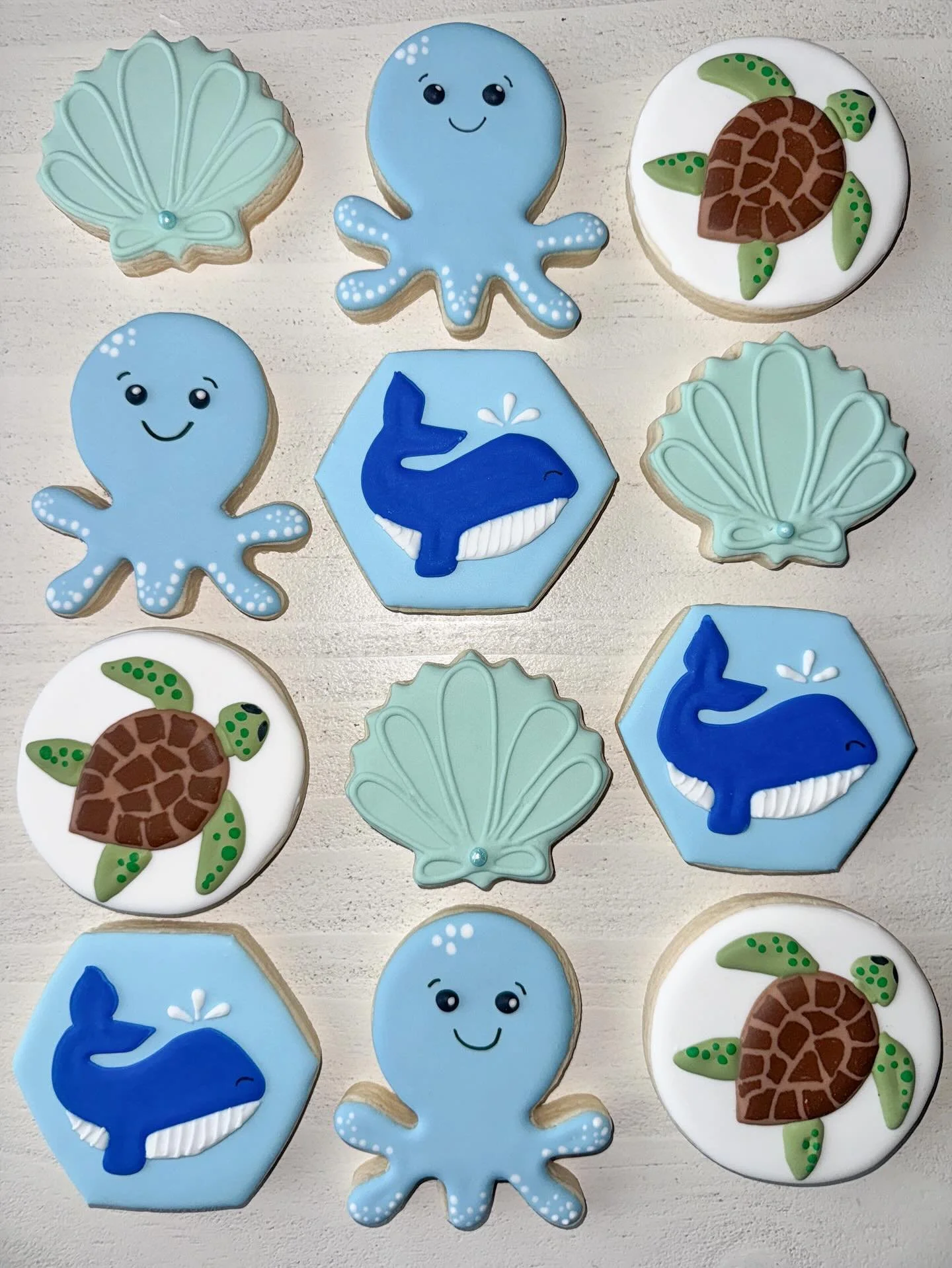 Sea creatures never looked yummier! 🐙🐳🐢

#seacreature #seacreaturecookies #octopuscookies #whalecookies #turtlecookies #birthdaycookies #customcookies #bayarea #bayareabakery