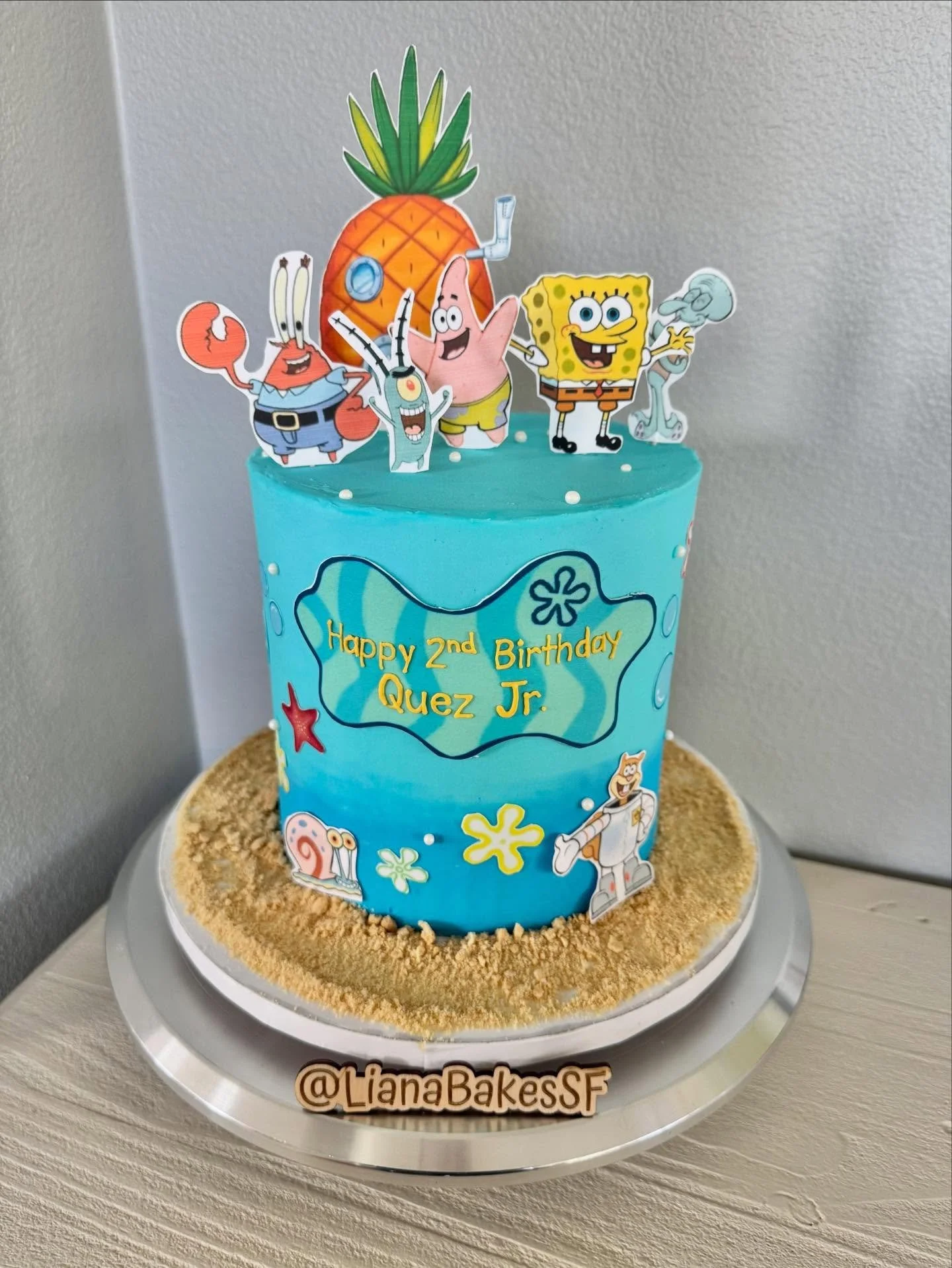 Who lives in a pineapple under the sea?? SpongeBob SquarePants! 

#spongebob #spongebobcake #birthday #customcake #bayarea