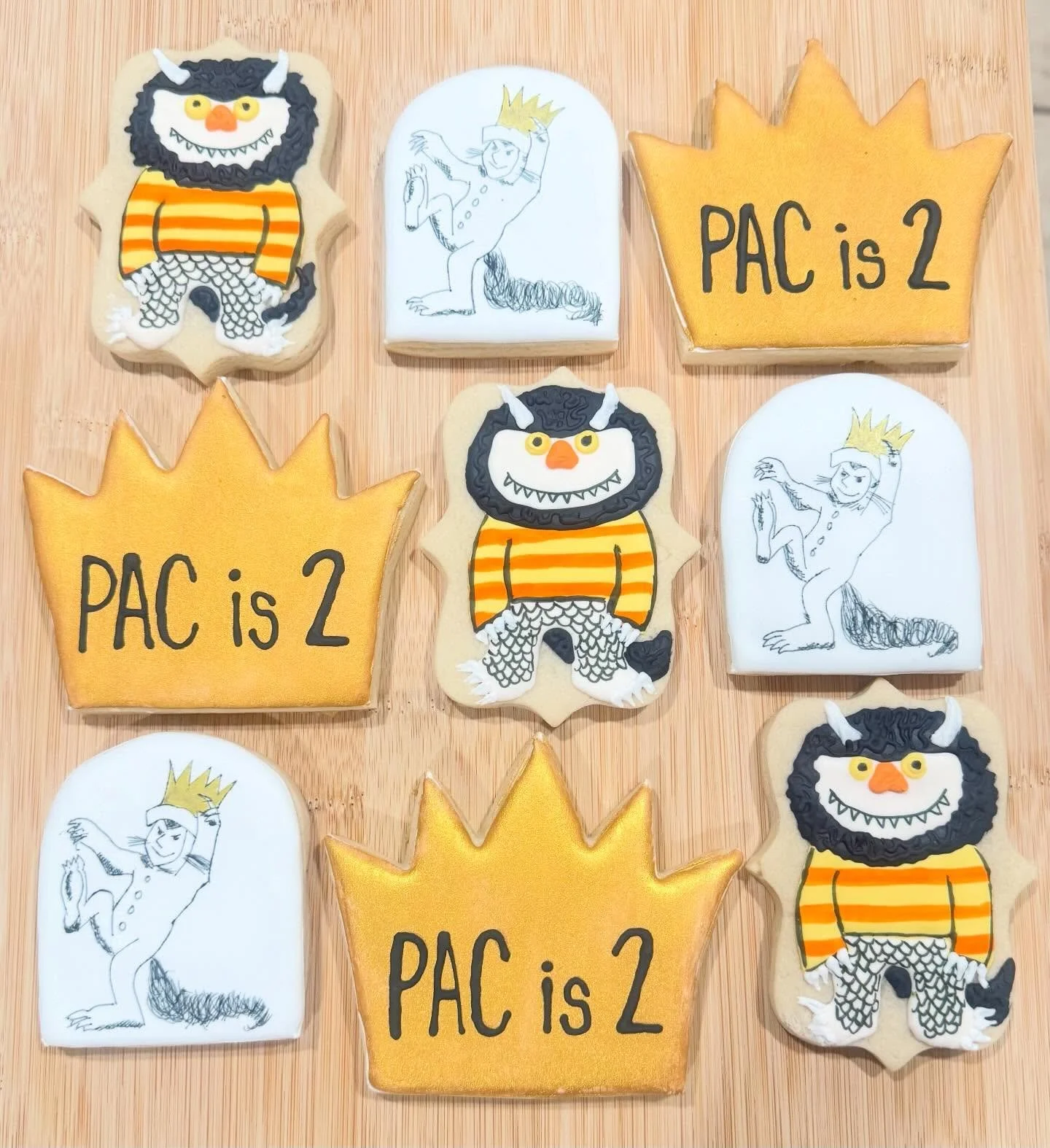 Where The Wild Things Are 🤍🤎

#wherethewildthingsare #birthdaycookies #customcookies #bayarea #cookiesofinstagram