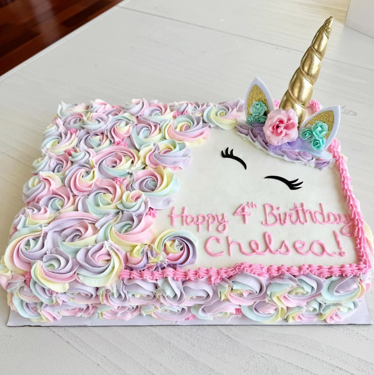 Nothing more magical than a unicorn! 🦄 ✨ 

#unicornbirthday #unicorncake #customcakes #bayarea #bayareabakery