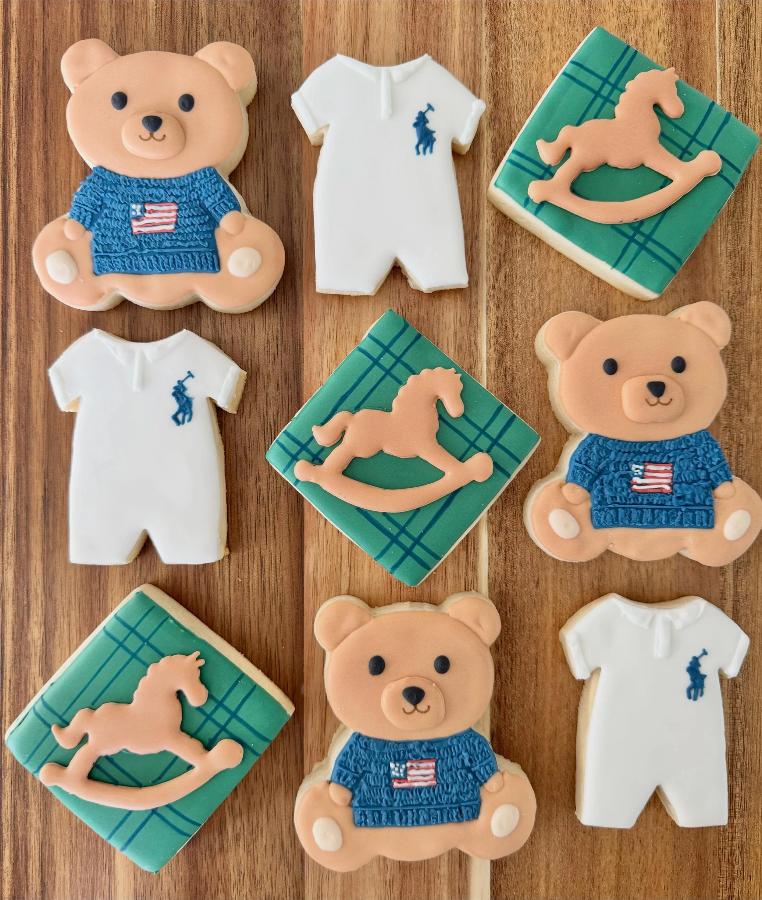 Ralph Lauren themed baby shower cookies 🧸 🐎💙💚

#ralphlauren #ralphlaurenbabyshower #ralphlaurencookies #customcookies #bayarea