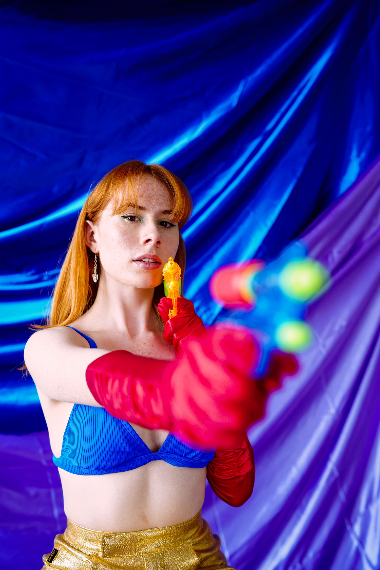 redgloves8.png