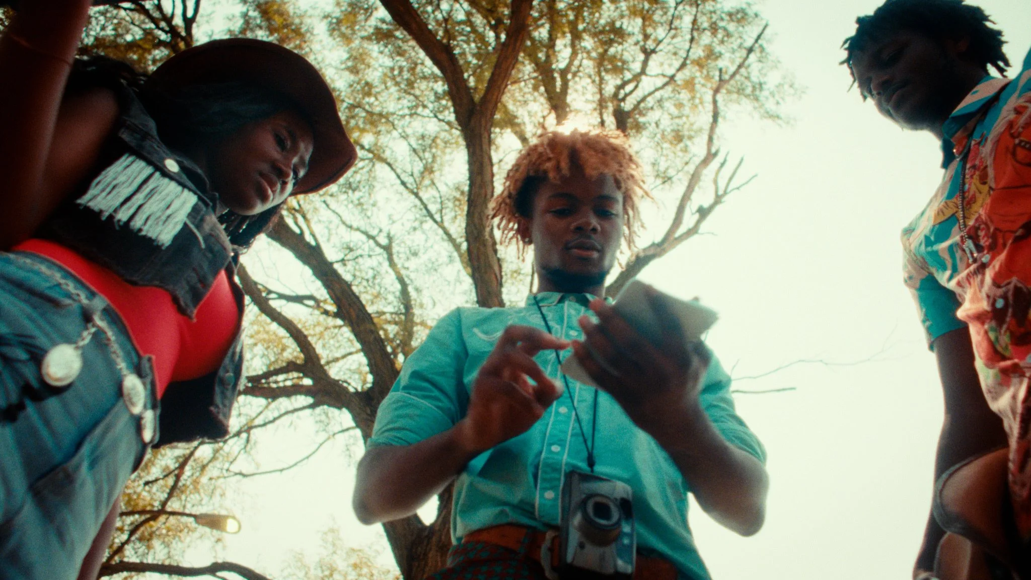 Sequence 01.00_01_58_22.Still004.jpg